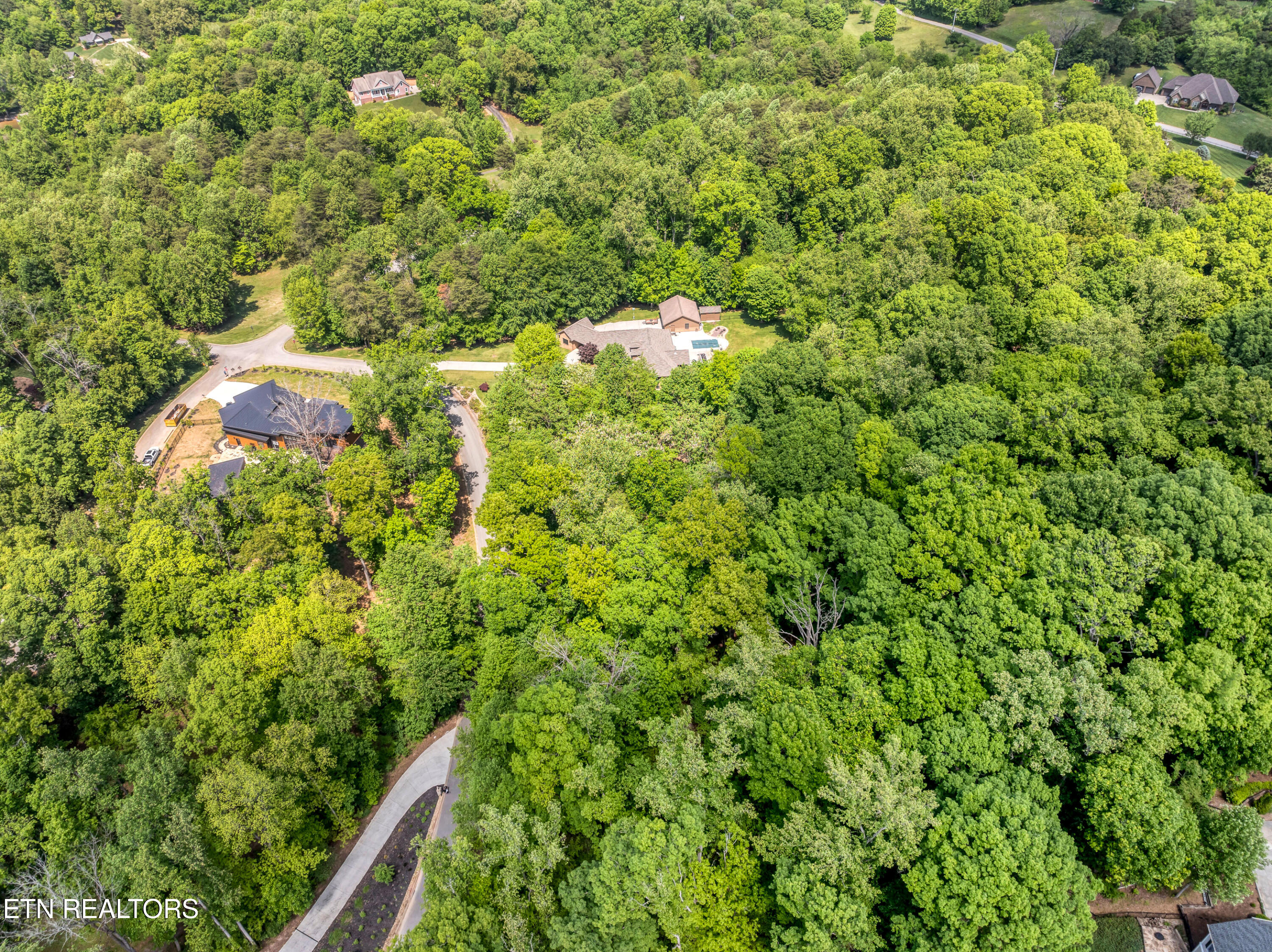 Gravelly Hills/forrest Ridge Louisville TN 37777