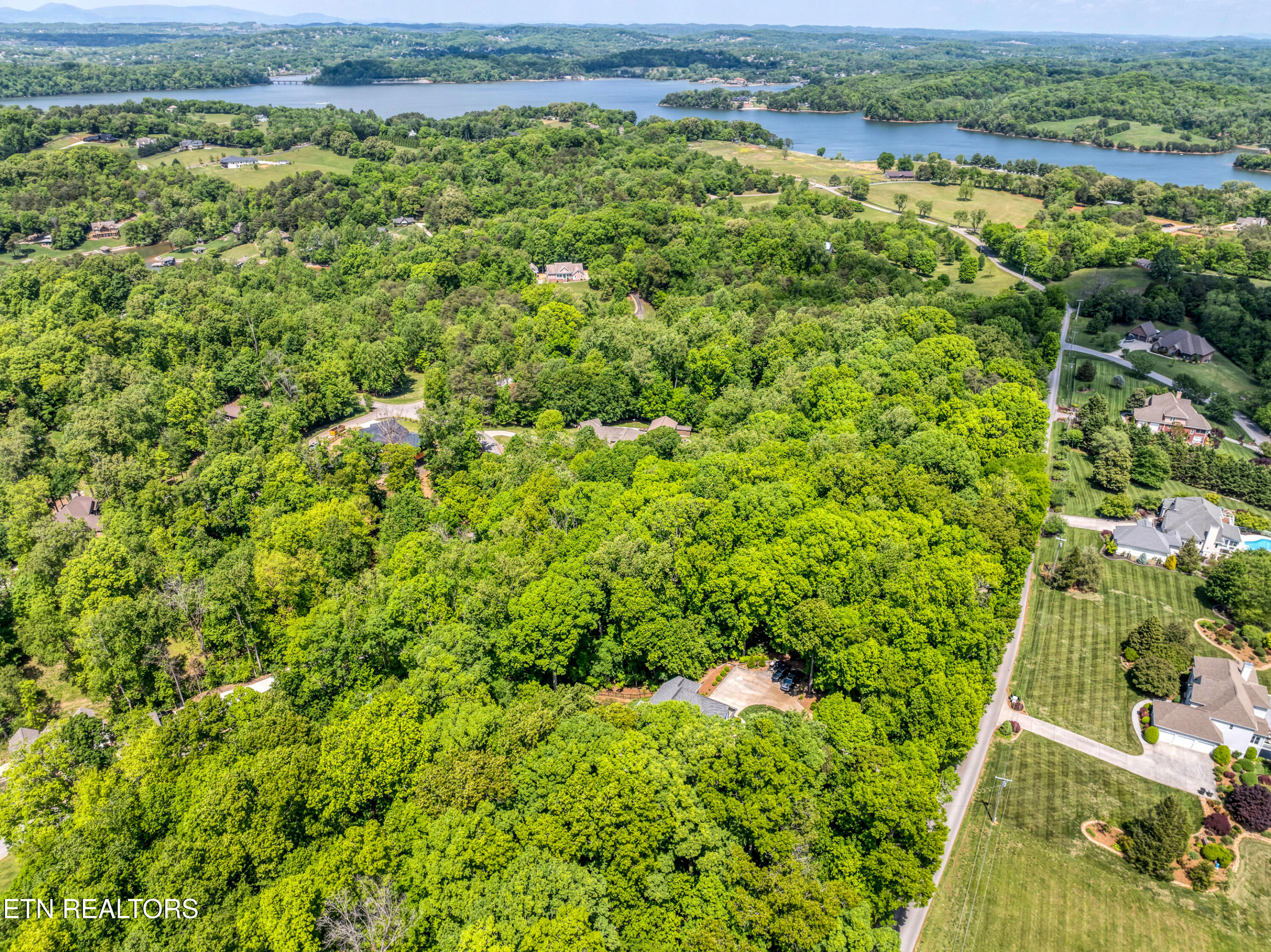 Gravelly Hills/forrest Ridge Louisville TN 37777