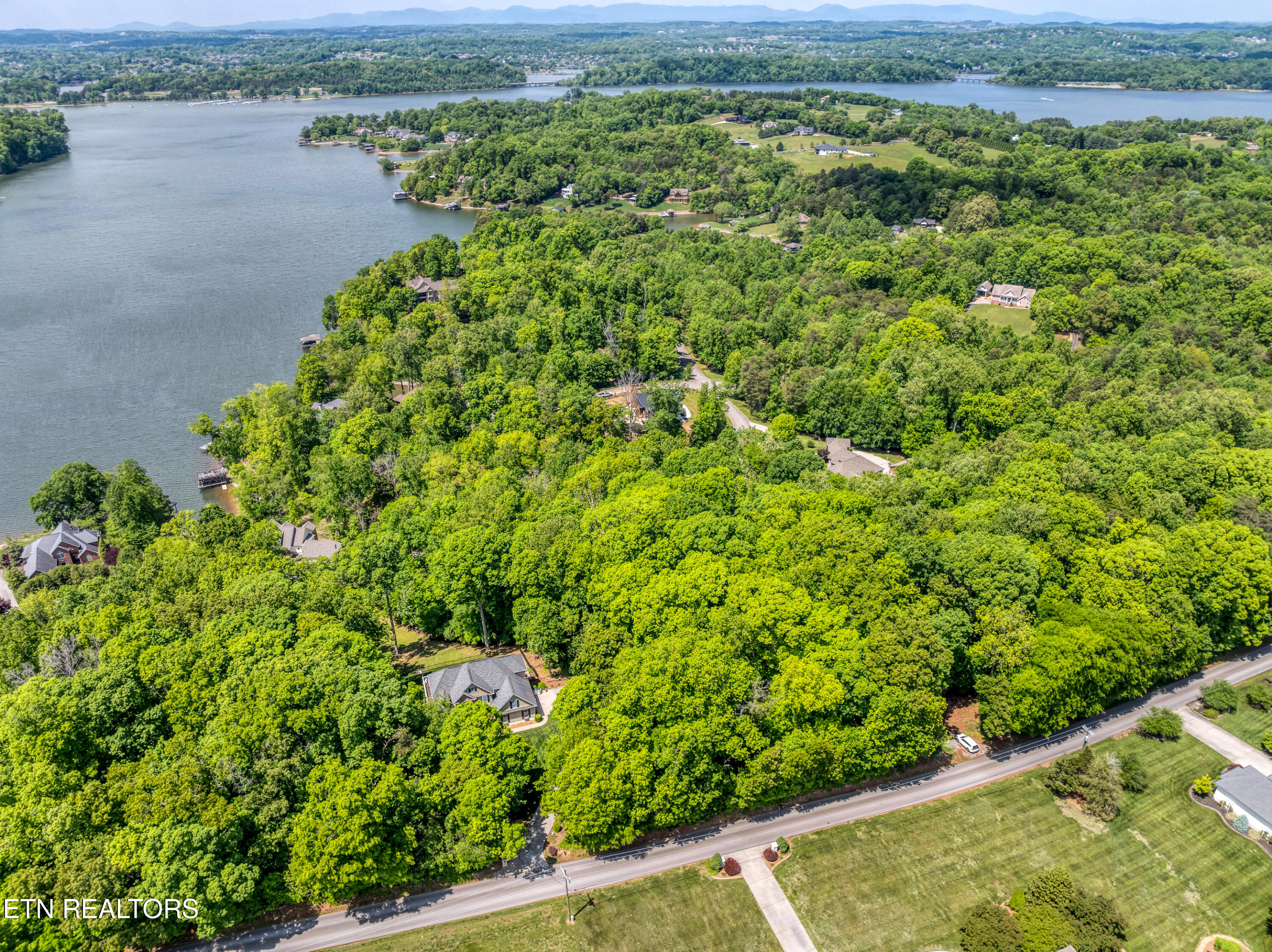 Gravelly Hills/forrest Ridge Louisville TN 37777