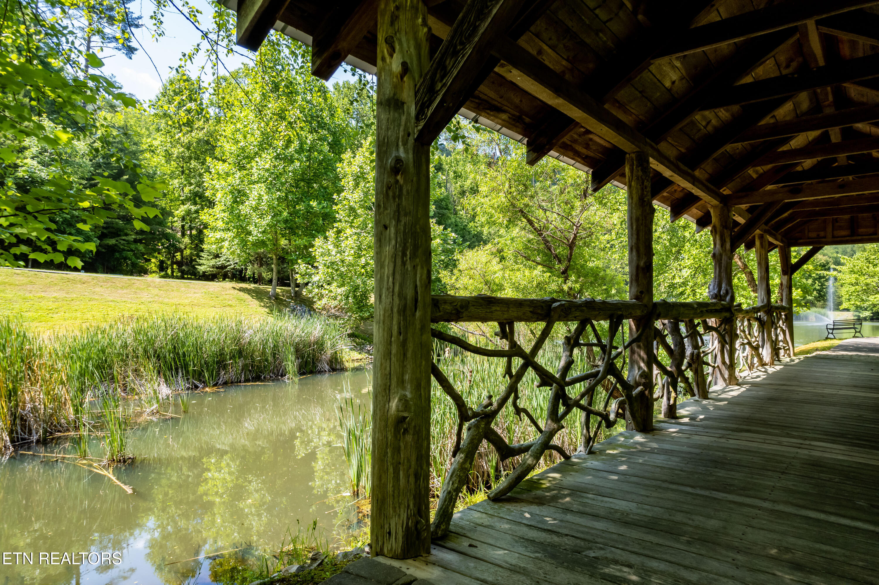483 Chetola Trail Townsend TN 37882