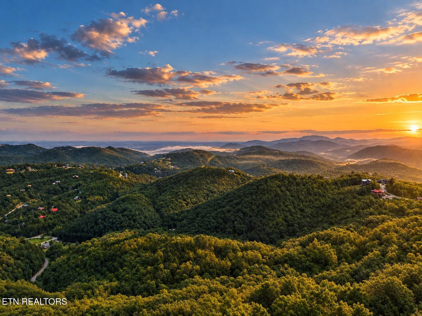 Misty Shadows Drive Sevierville TN 37862