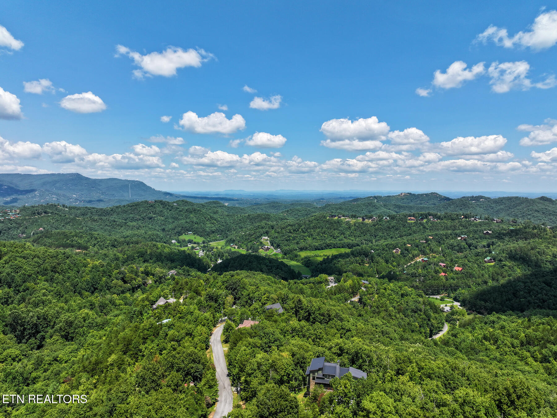 Misty Shadows Drive Sevierville TN 37862