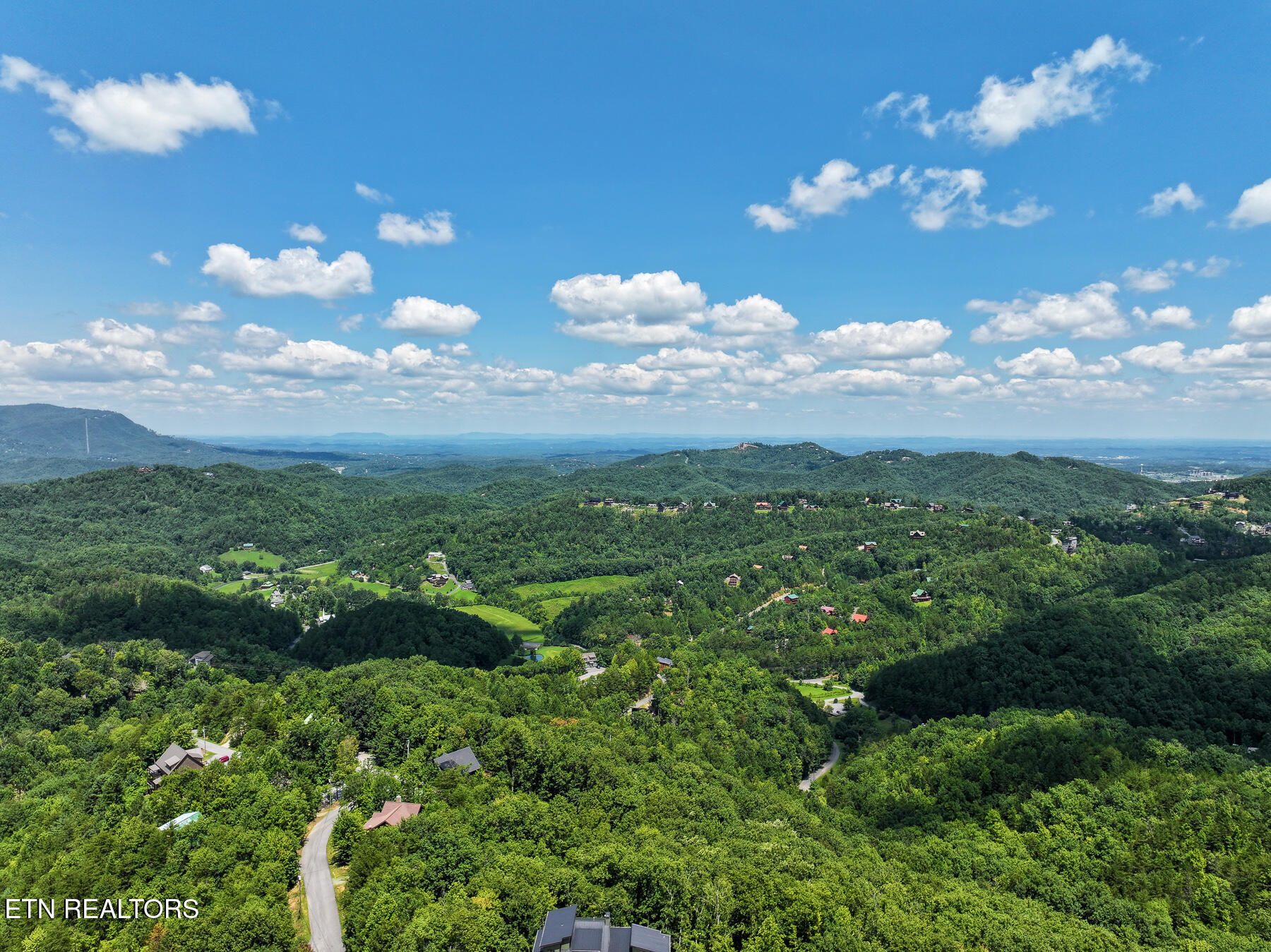 Misty Shadows Drive Sevierville TN 37862