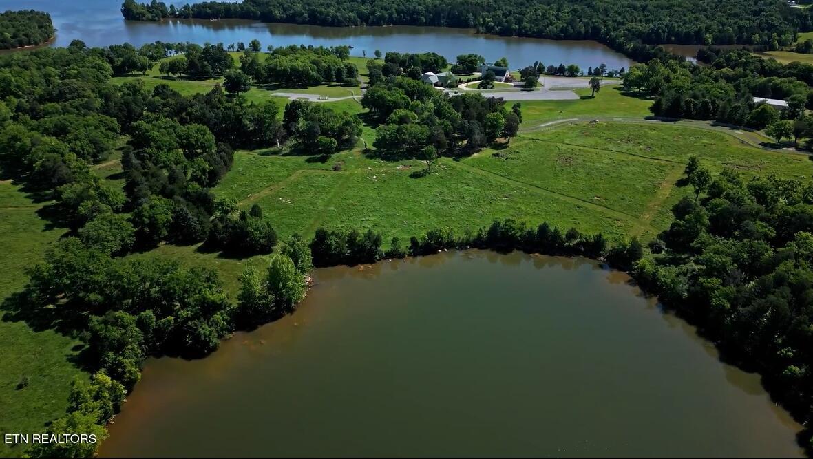308 Mcreynolds Road Friendsville TN 37737