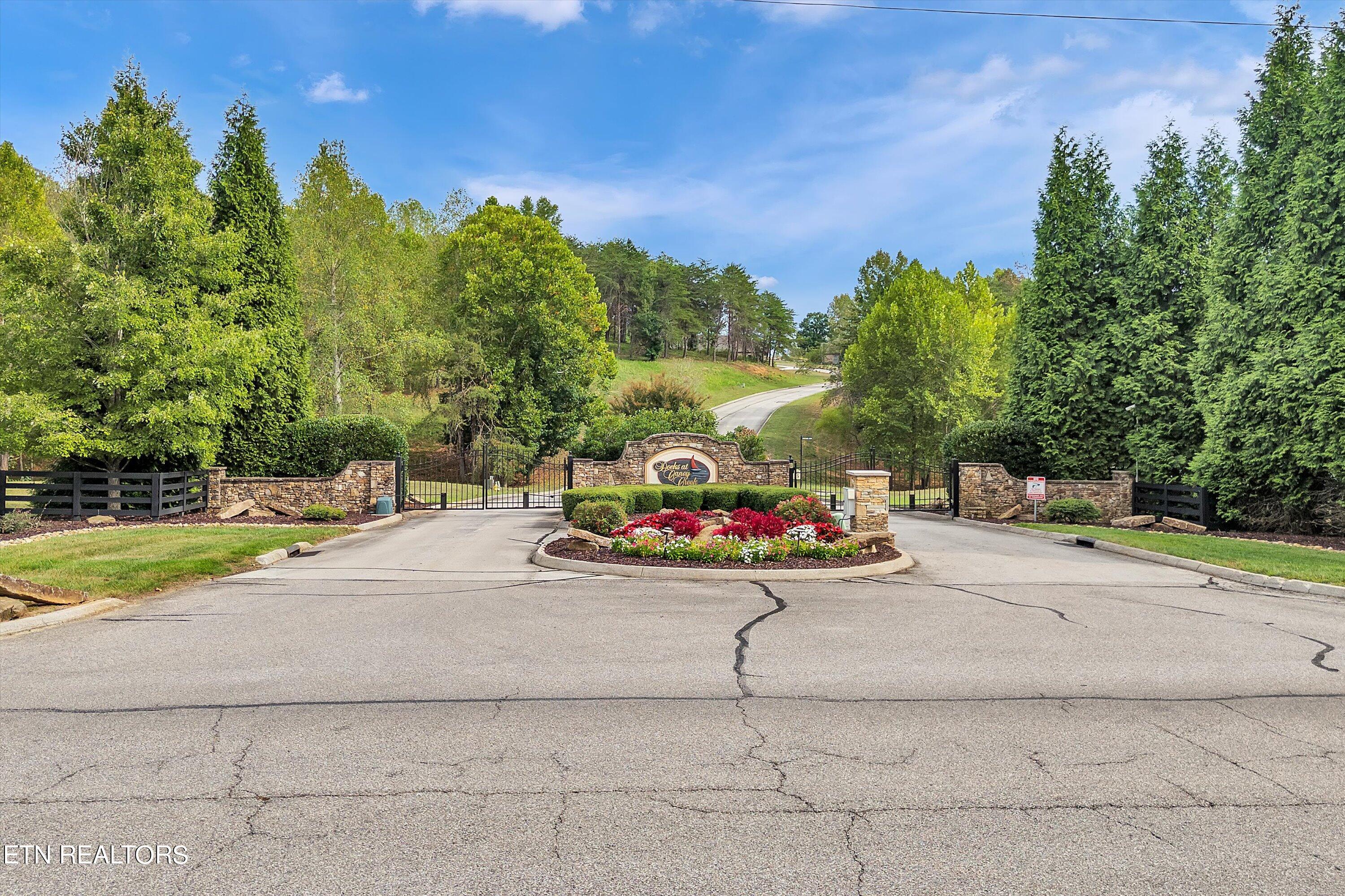 108 Blue Heron Bluff Harriman TN 37748