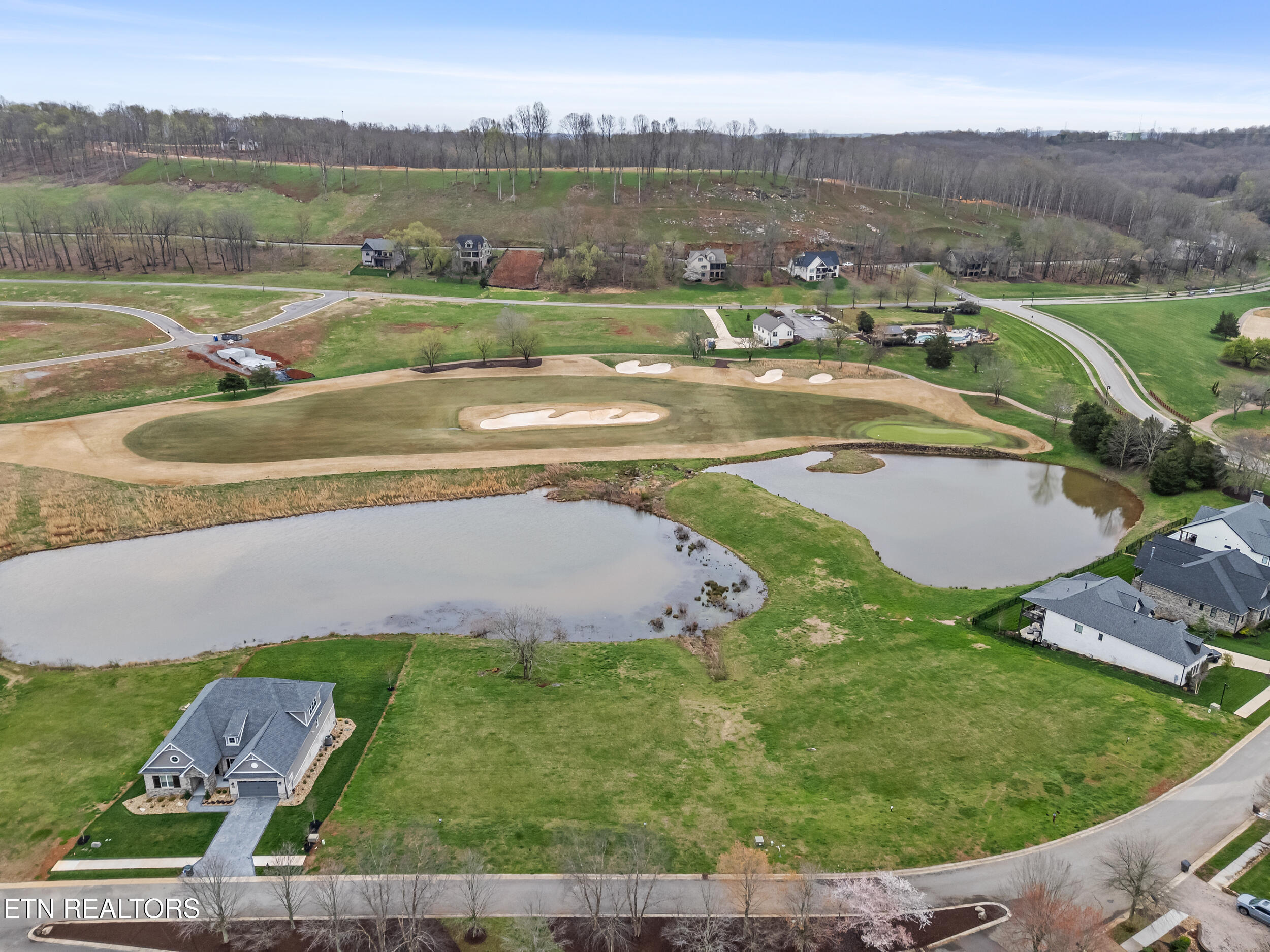 714 Old Barn Lane Loudon TN 37774