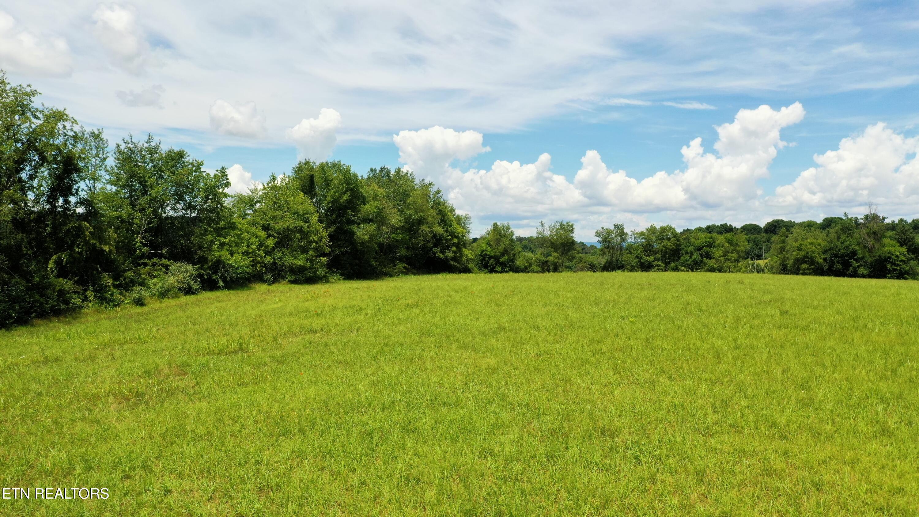 5085 Old Kentucky Road Morristown TN 37814
