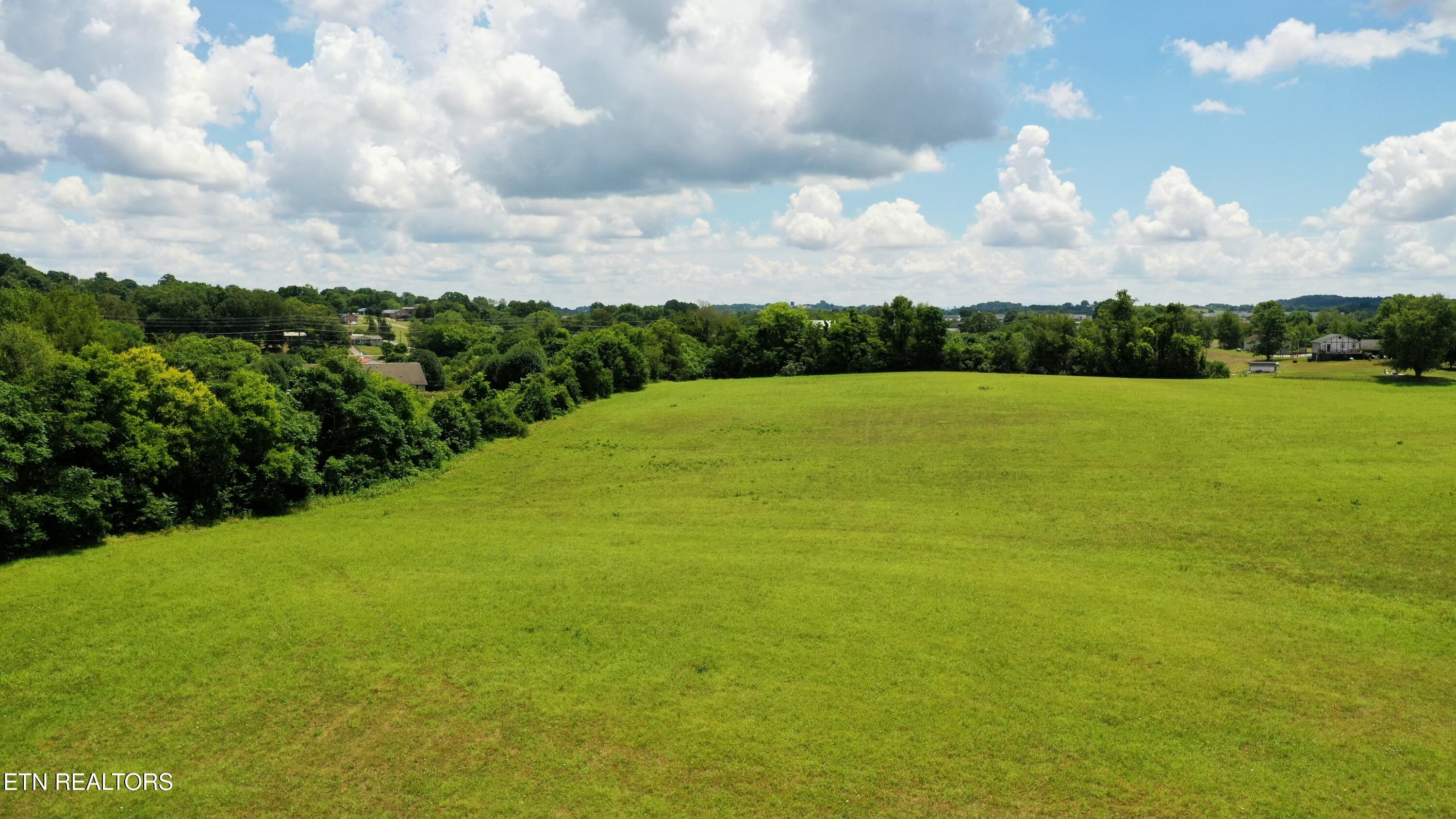 5085 Old Kentucky Road Morristown TN 37814
