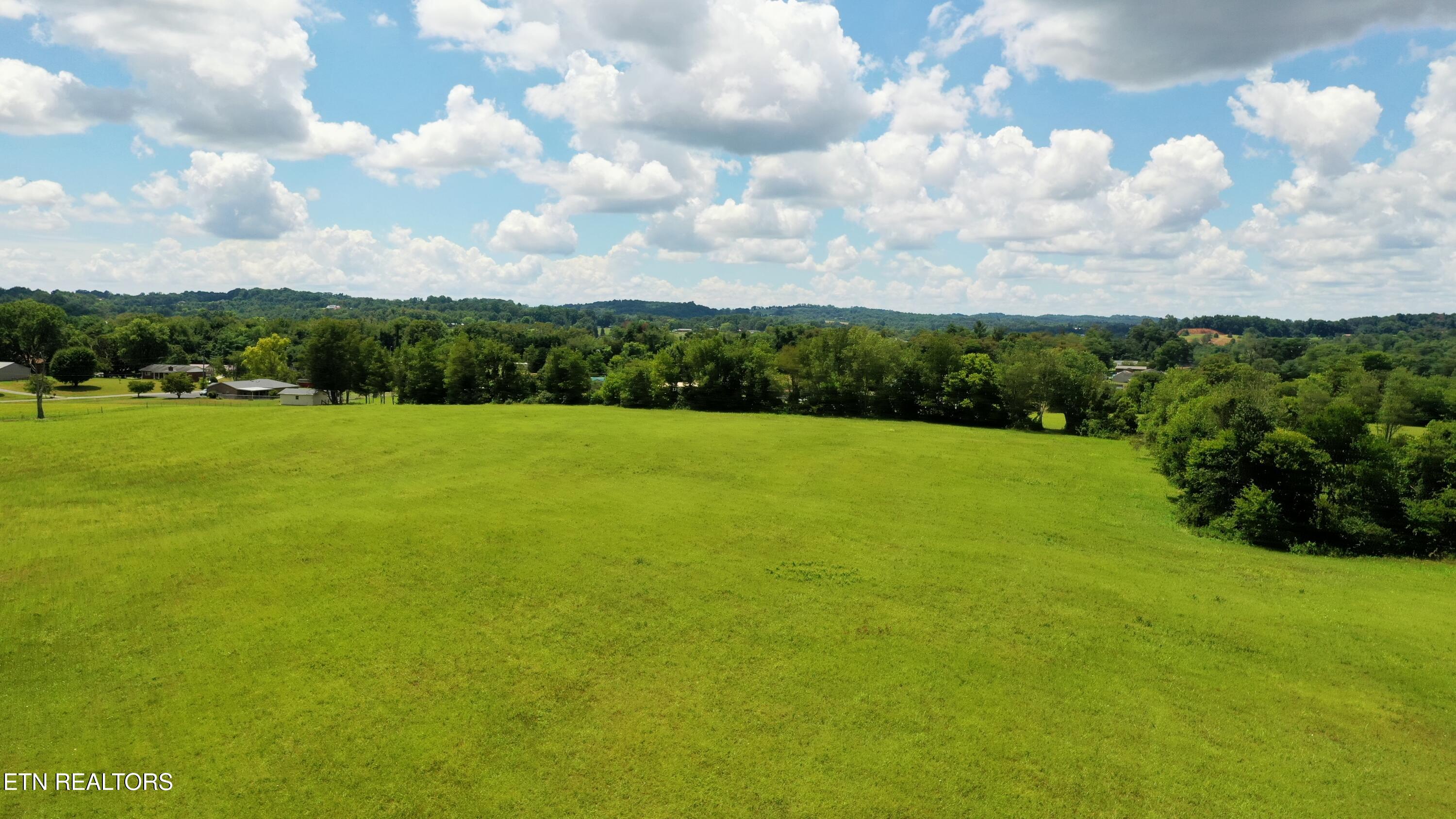 5085 Old Kentucky Road Morristown TN 37814