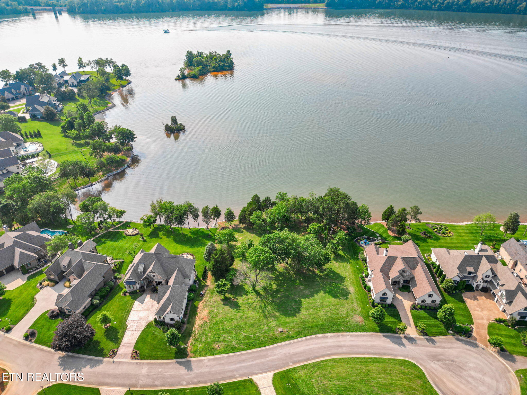 272 Edgewater Way Lenoir City TN 37772