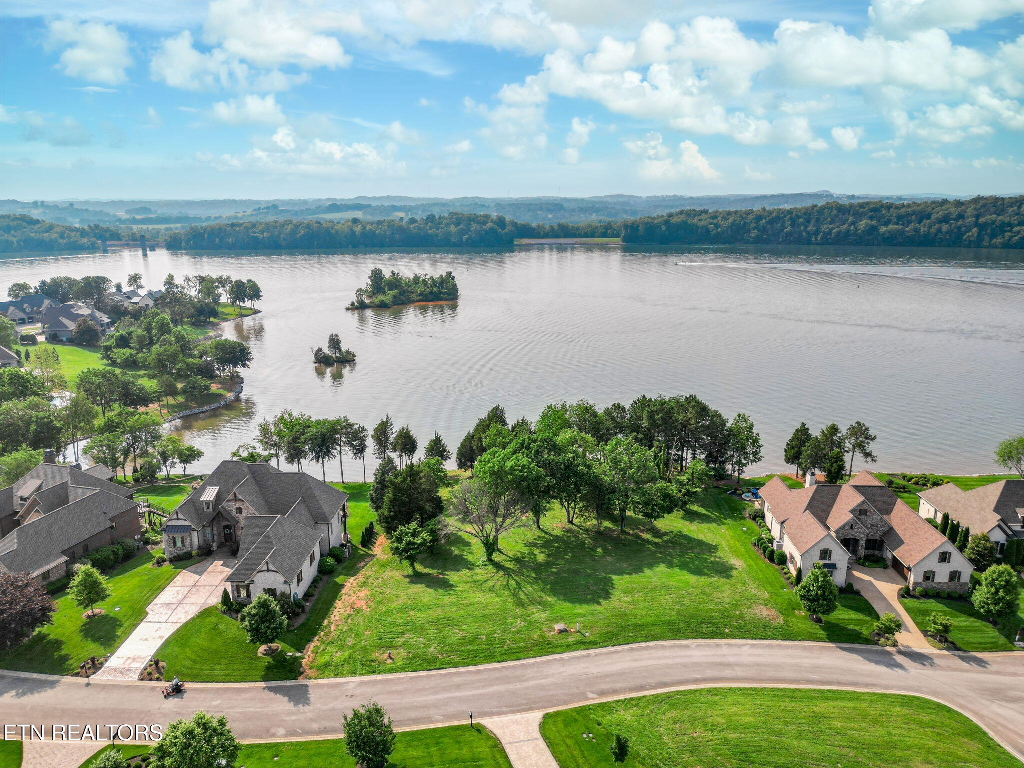 272 Edgewater Way Lenoir City TN 37772