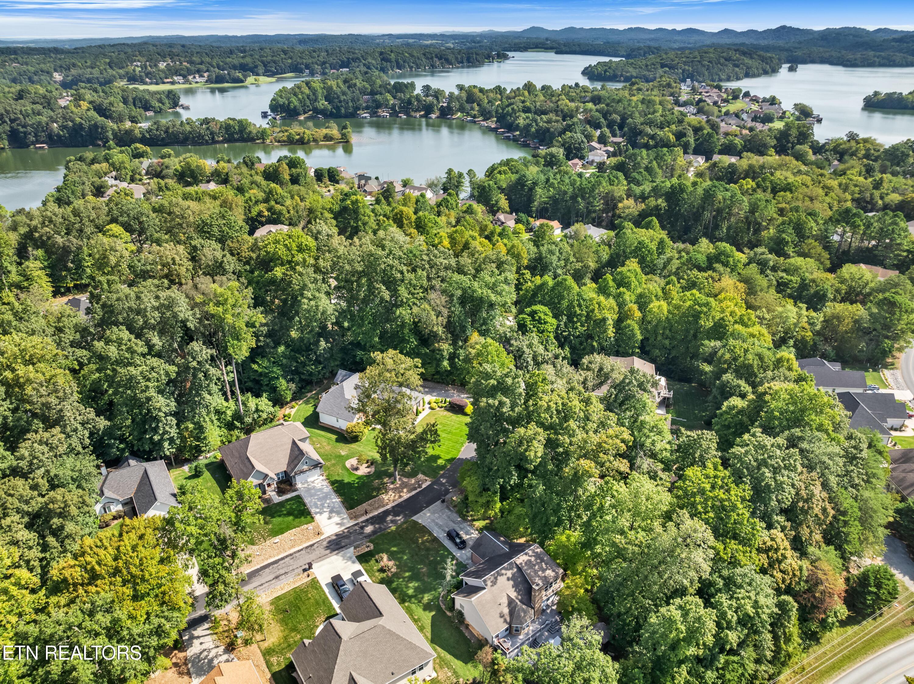 252 Mialaquo Circle Loudon TN 37774
