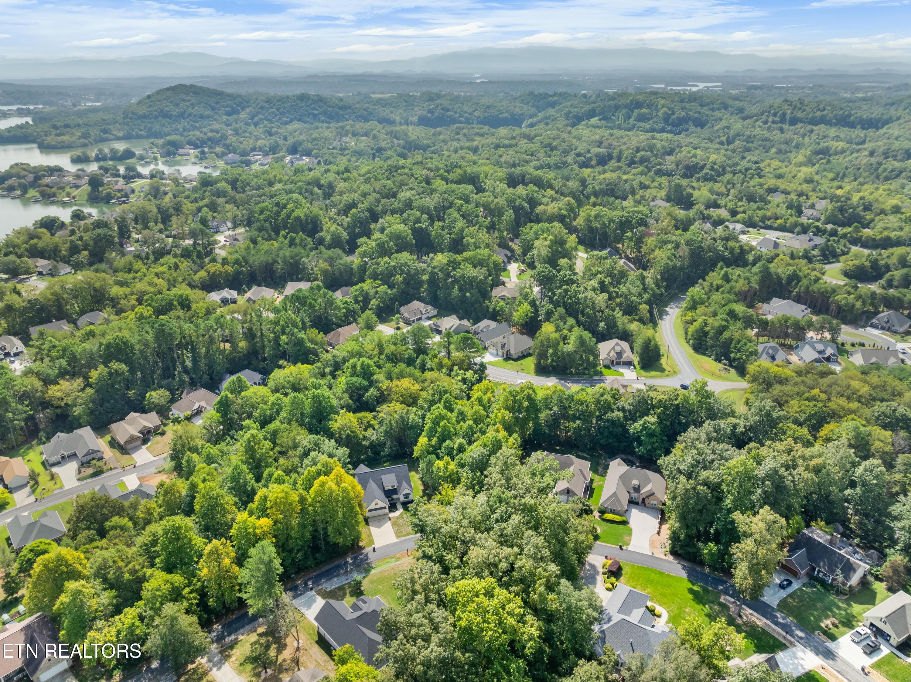 252 Mialaquo Circle Loudon TN 37774