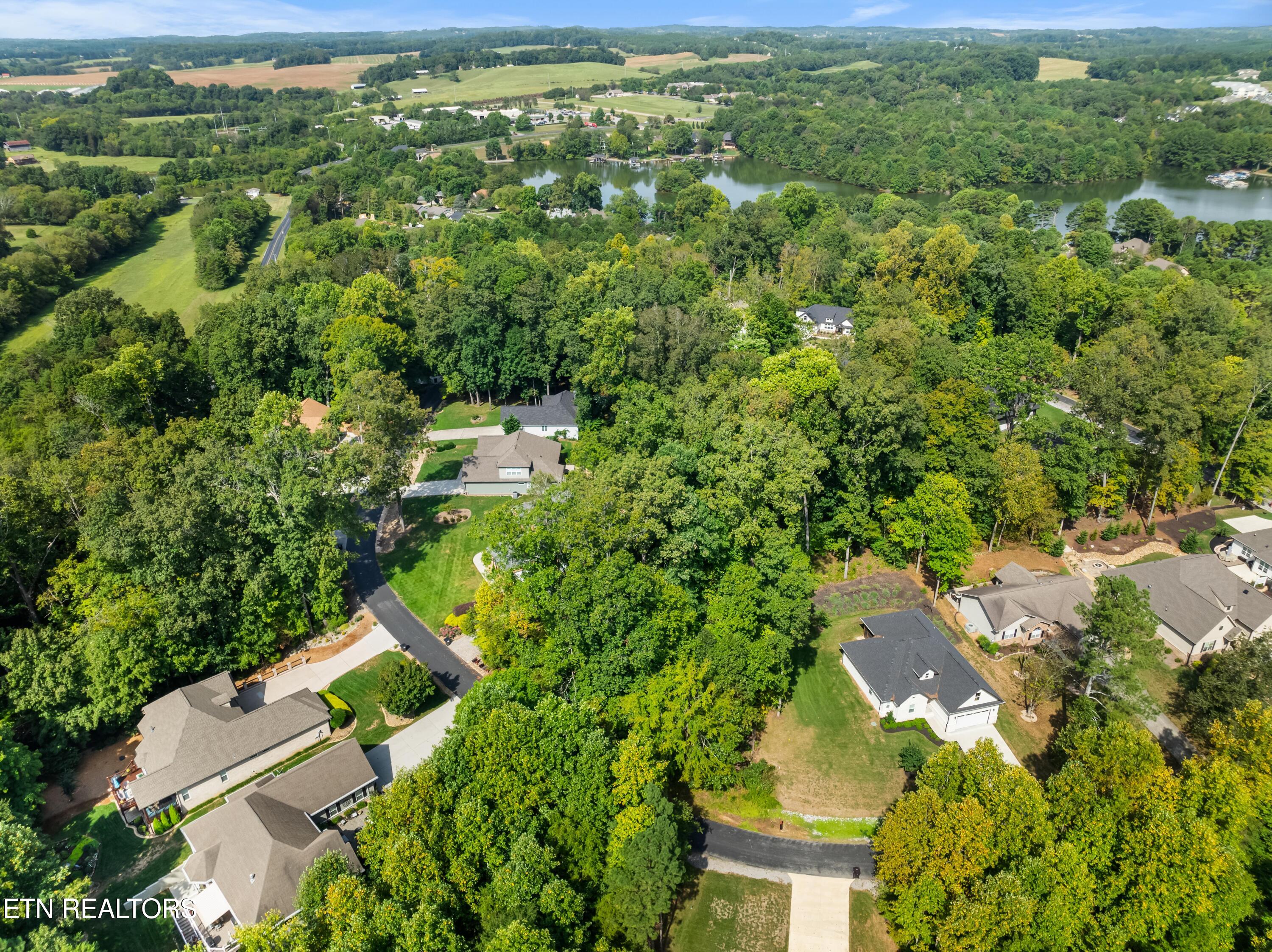 252 Mialaquo Circle Loudon TN 37774