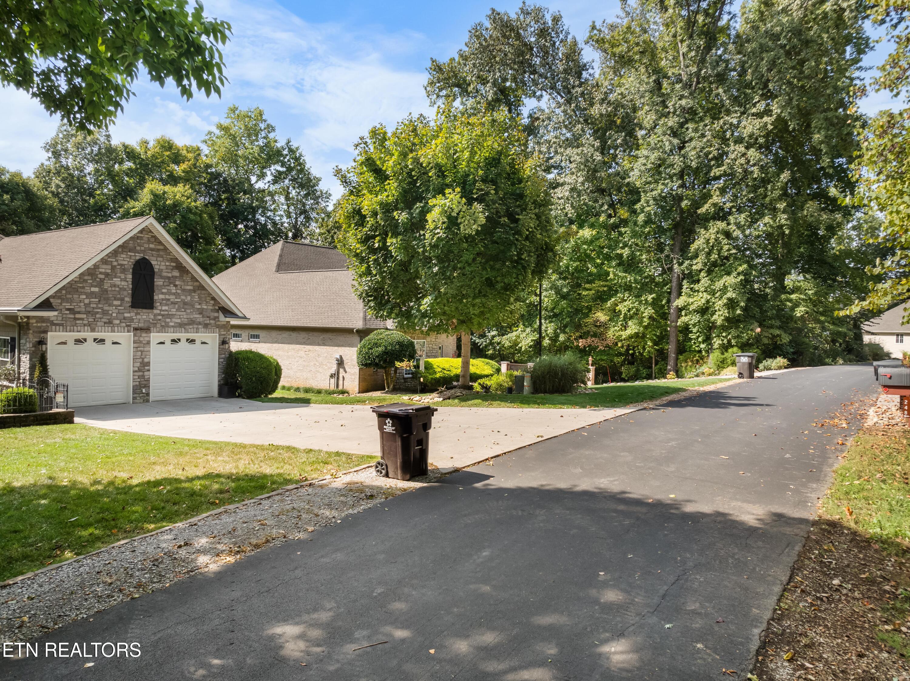 252 Mialaquo Circle Loudon TN 37774