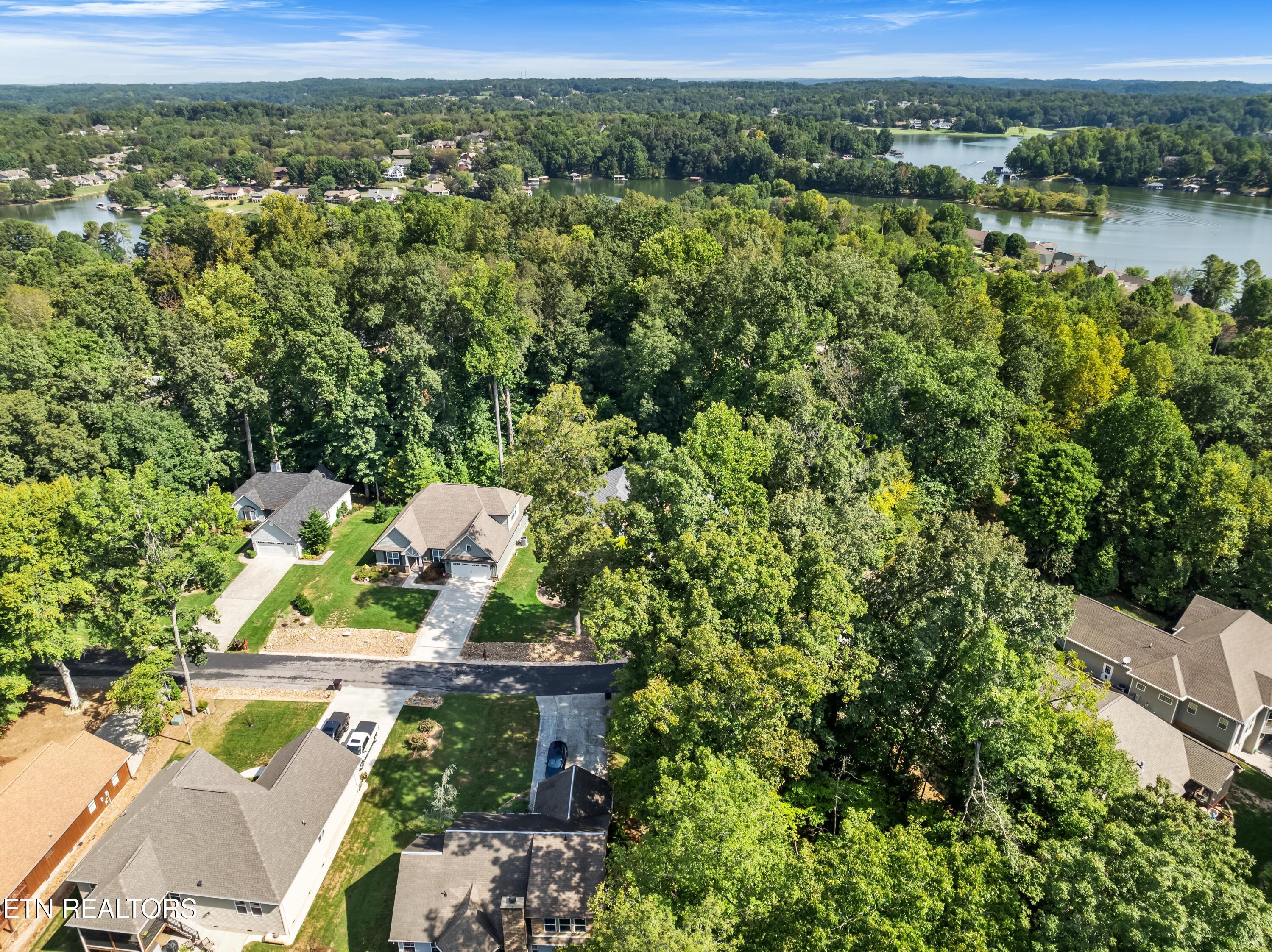 252 Mialaquo Circle Loudon TN 37774