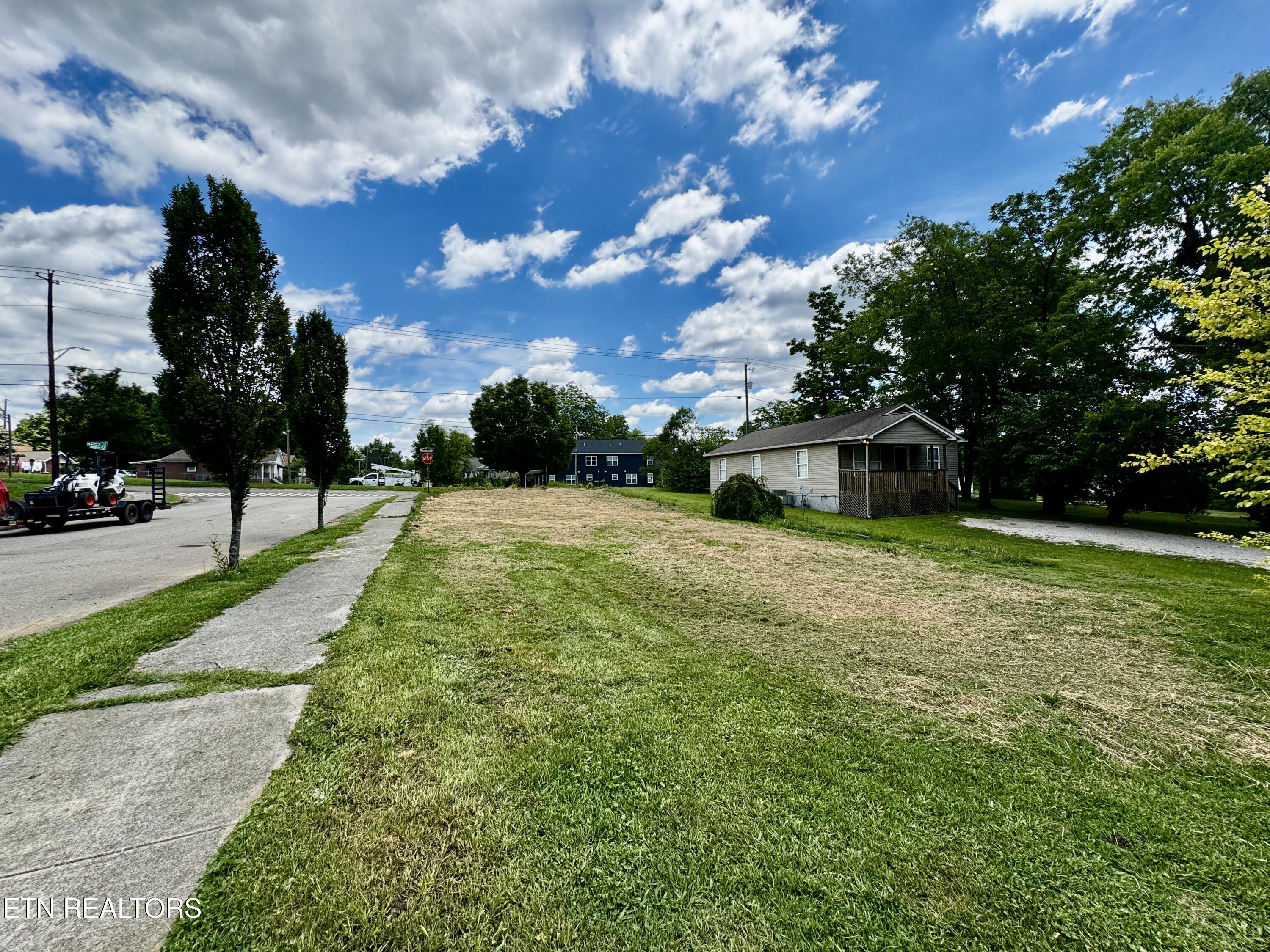 623 N Cherry Street Knoxville TN 37914