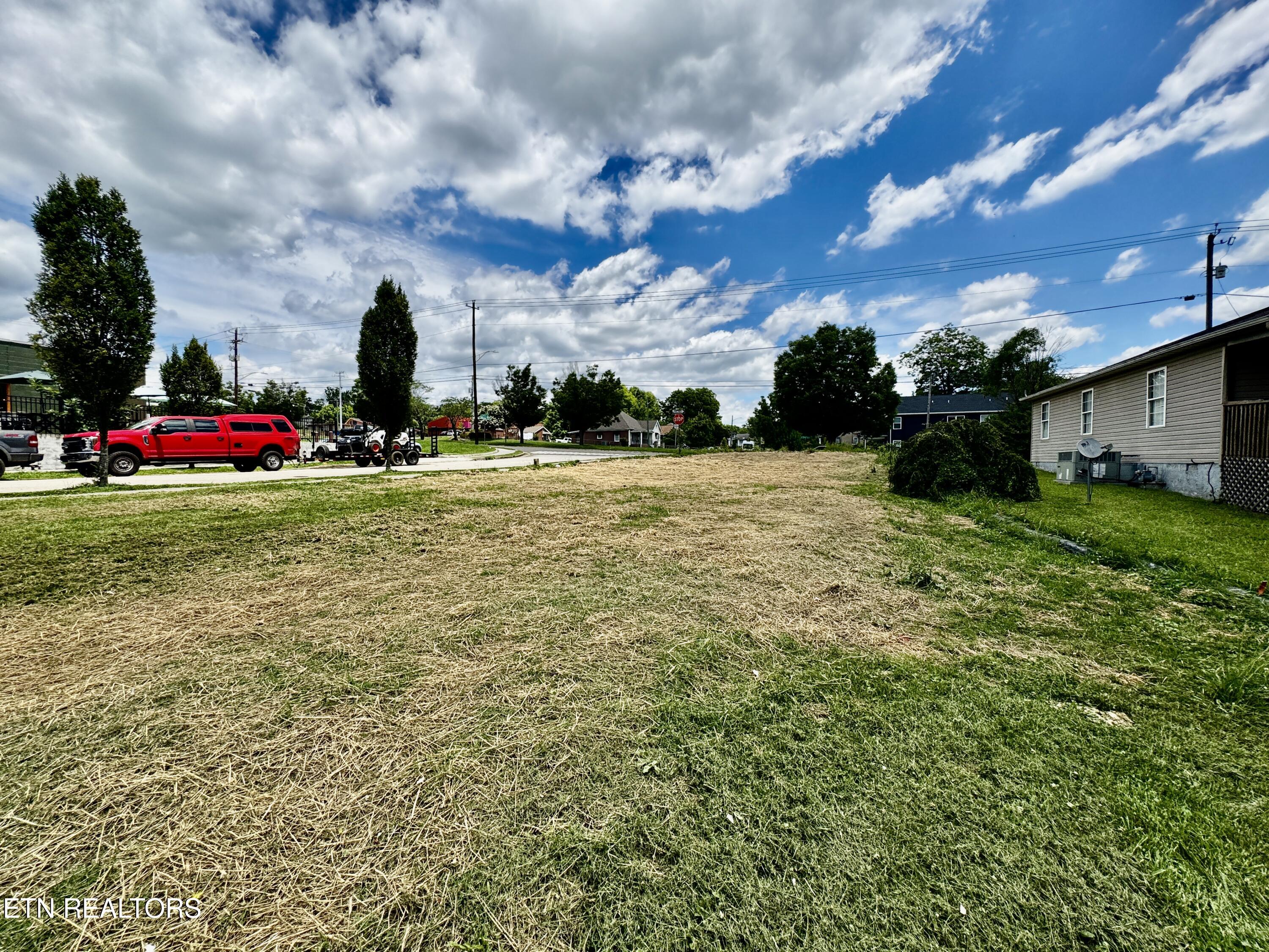 623 N Cherry Street Knoxville TN 37914