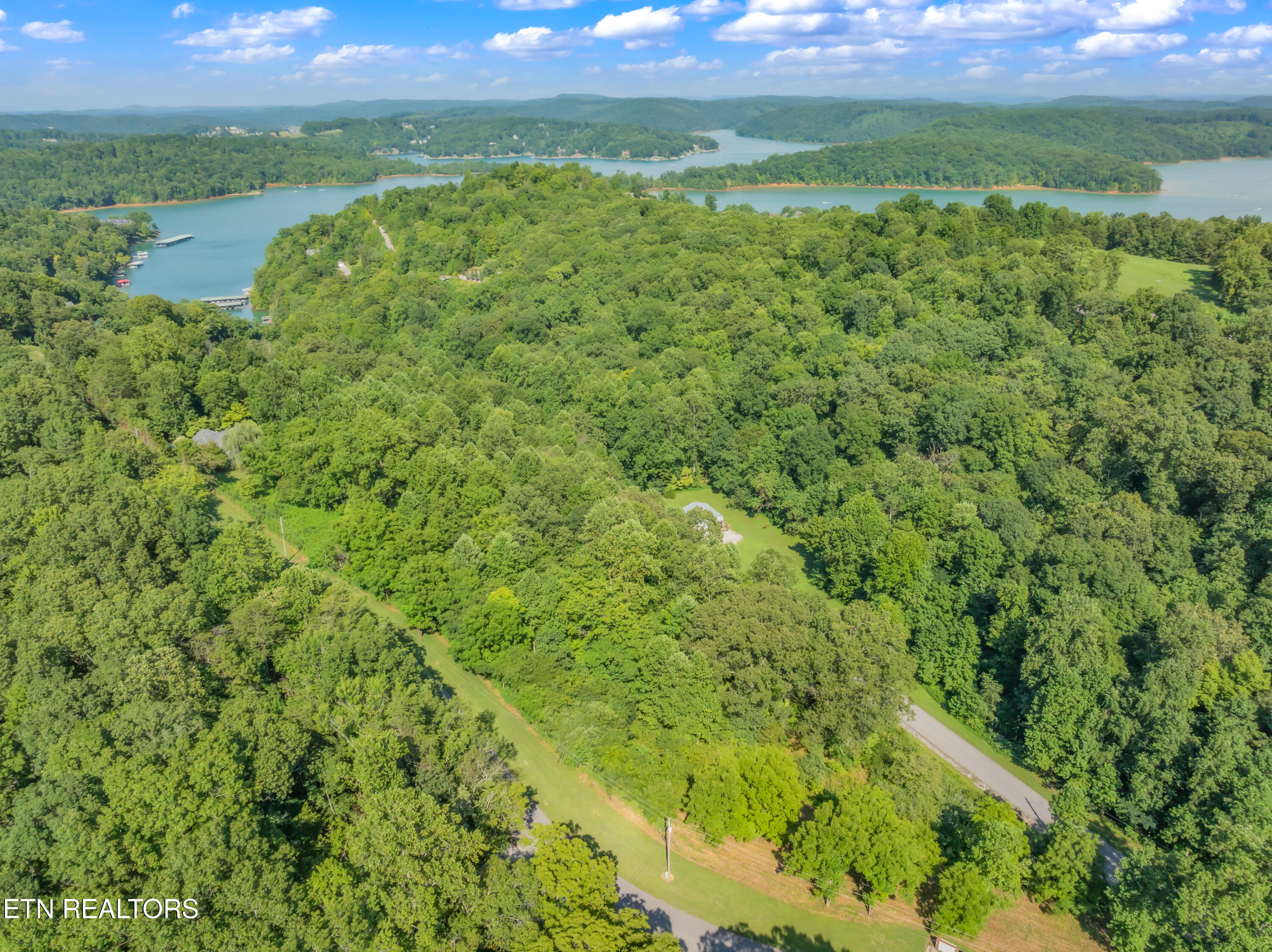 Lot 2 Shanghai Landing Lane Lafollette TN 37766