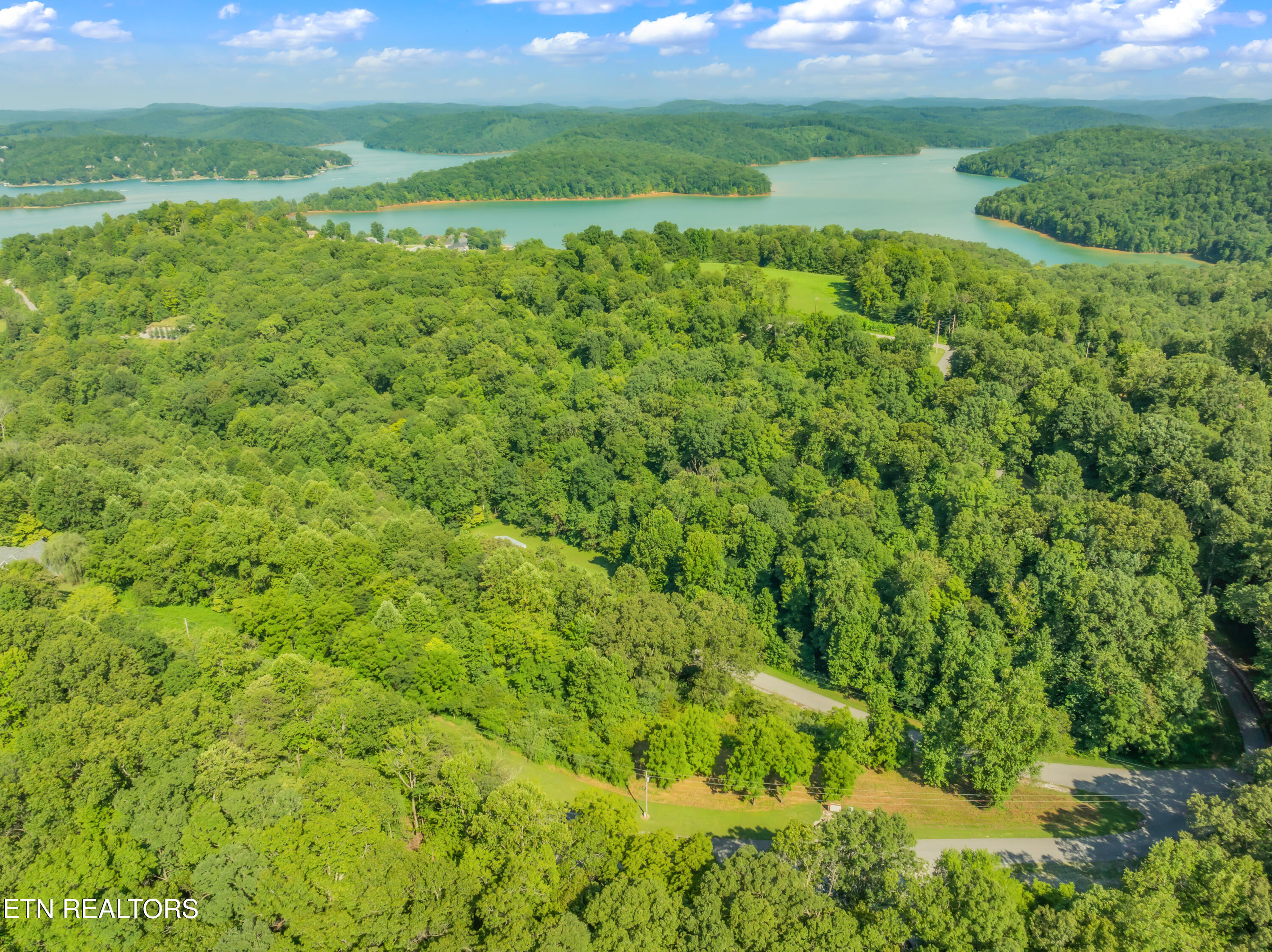 Lot 2 Shanghai Landing Lane Lafollette TN 37766