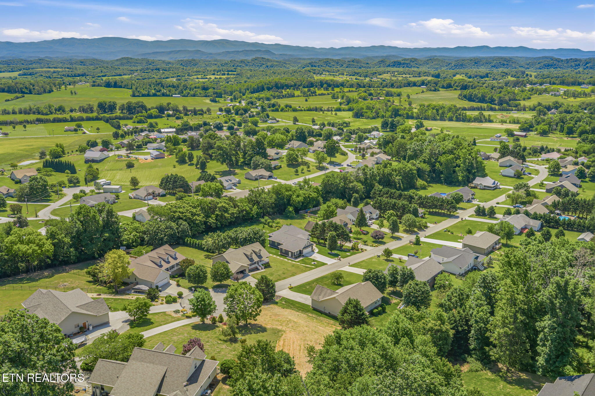 165 Cold Creek Road Madisonville TN 37354