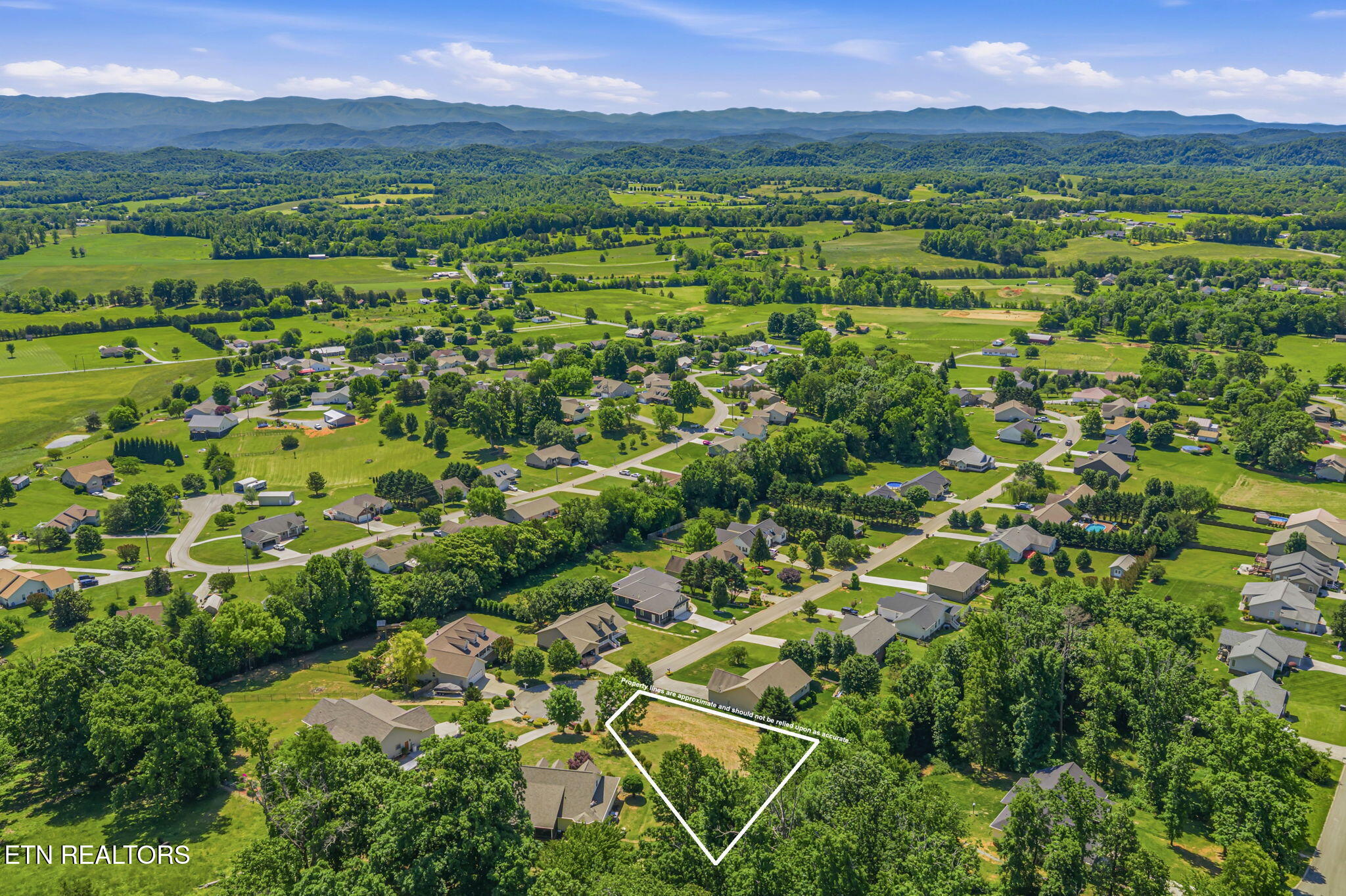 165 Cold Creek Road Madisonville TN 37354