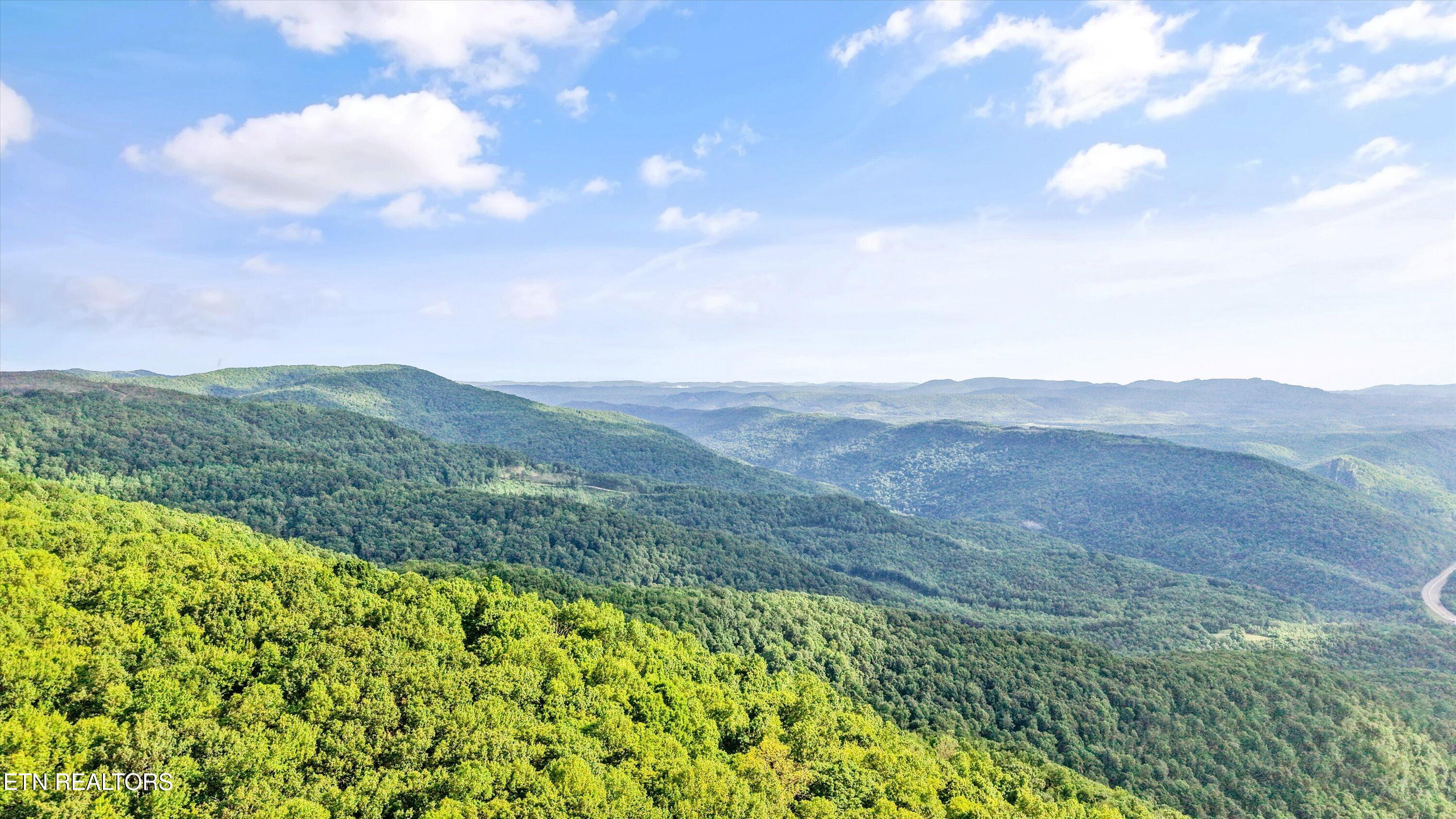 Mountain Road Caryville TN 37714