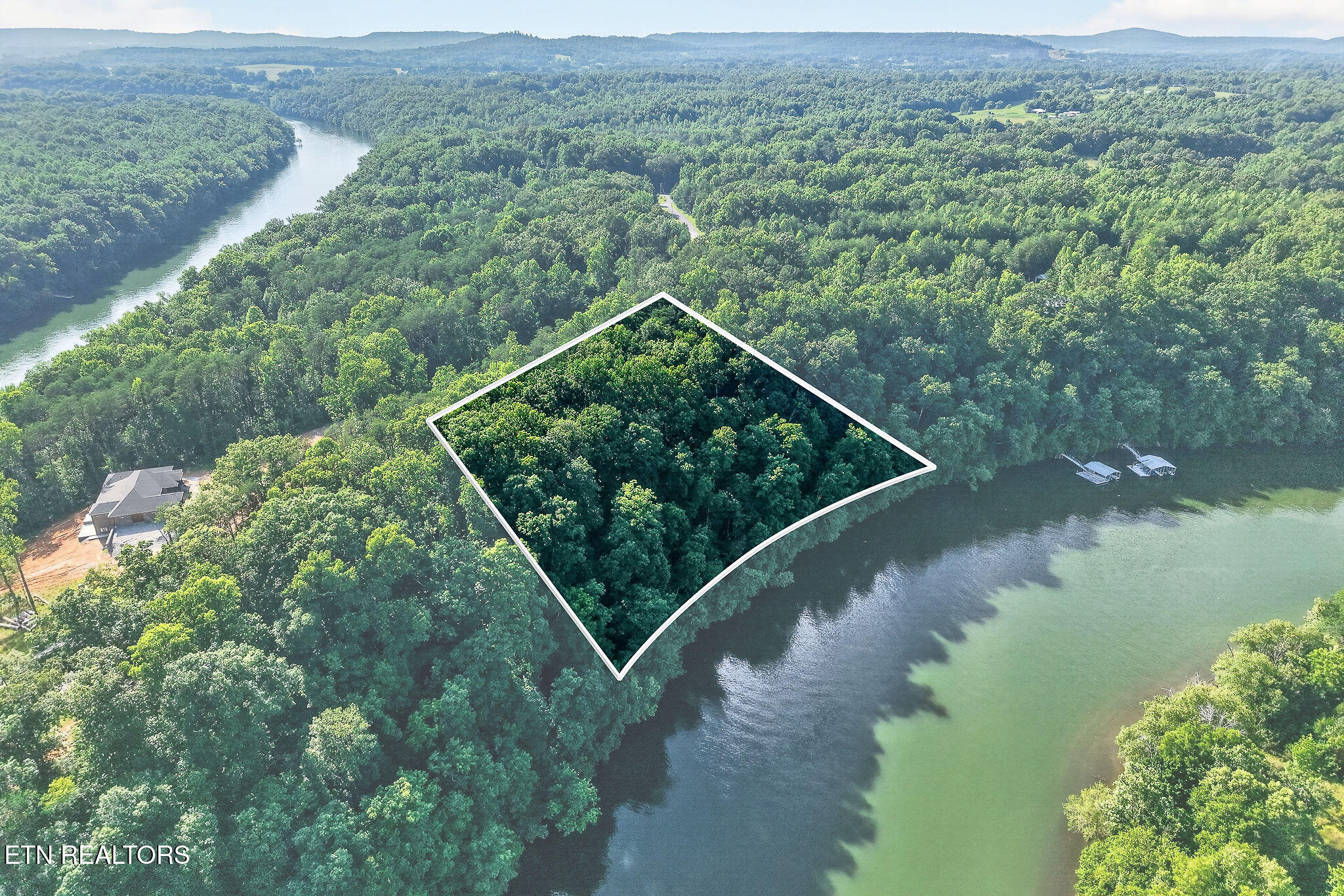Simmons Cemetery Road Quebeck TN 38579