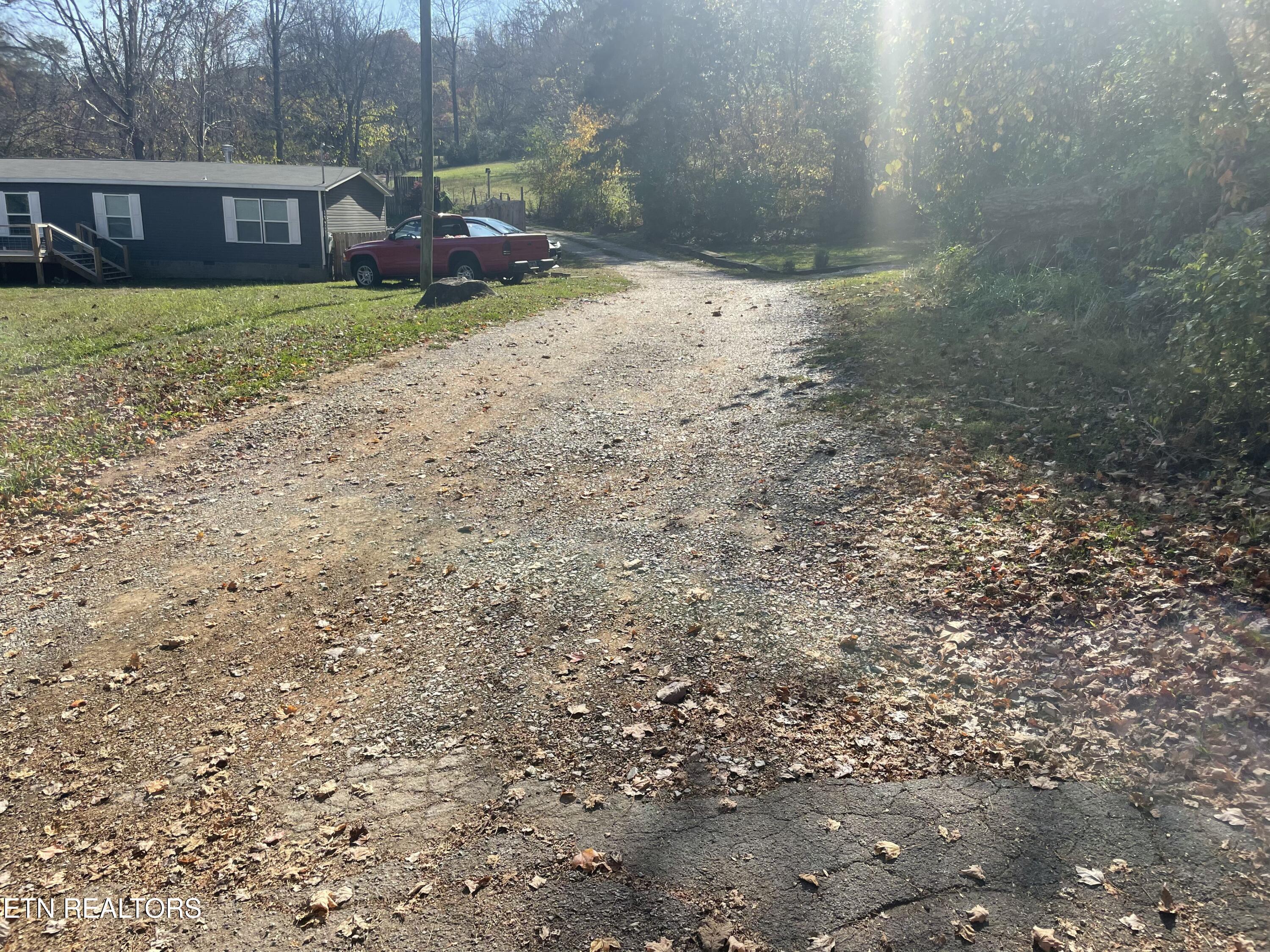 Creek Road Powell TN 37849