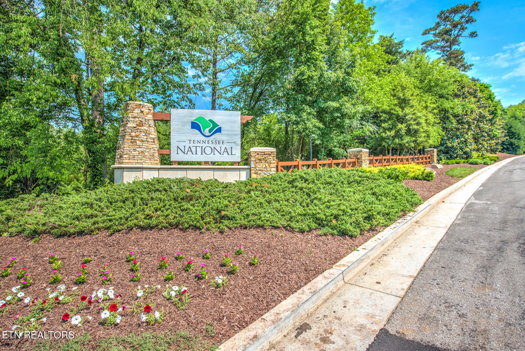 711 Sedge Lane Loudon TN 37774