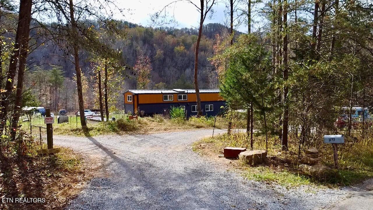 1693 Steve Brown Road Bean Station TN 37708