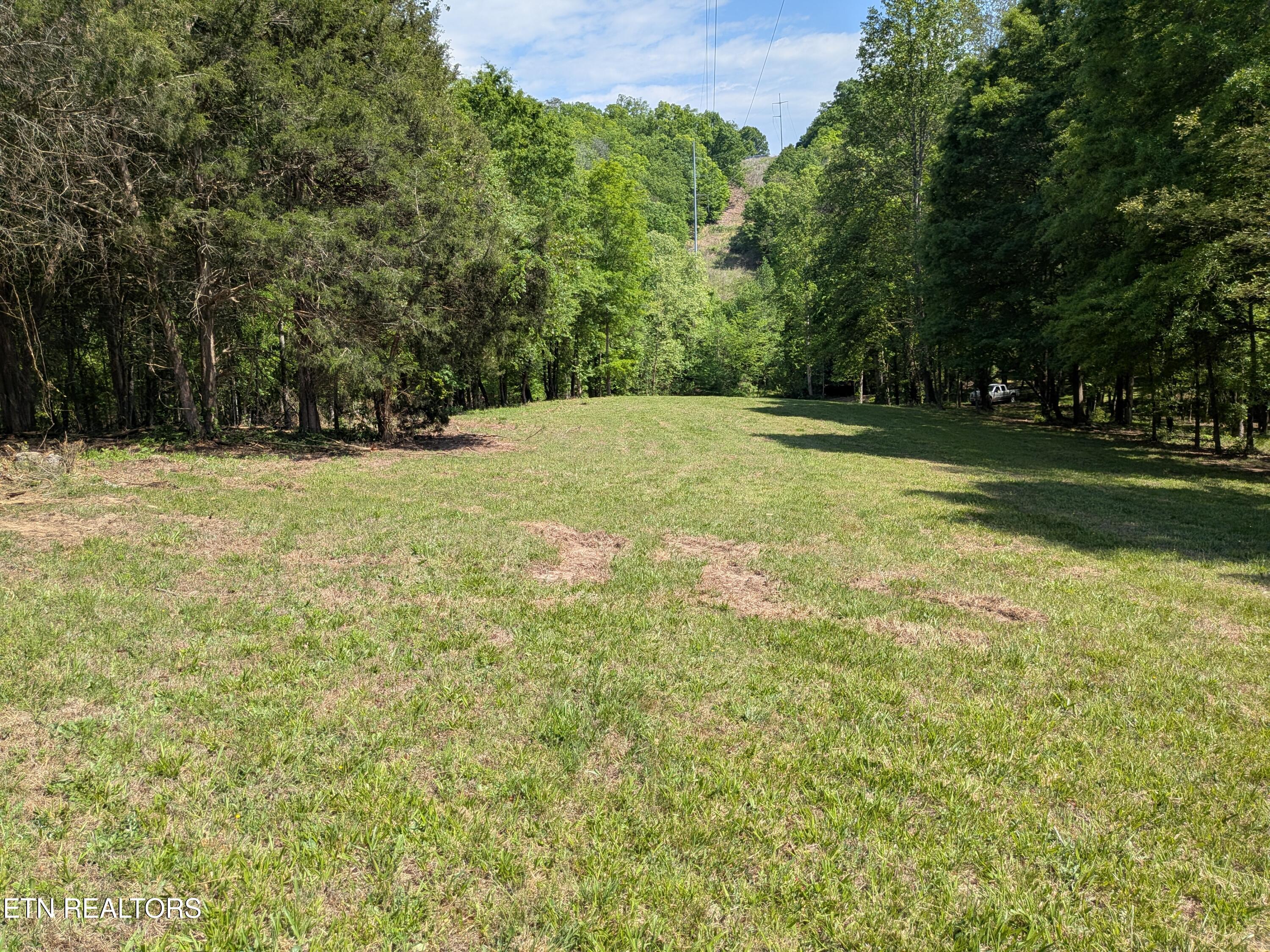 984 Deerwood Drive Dandridge TN 37725