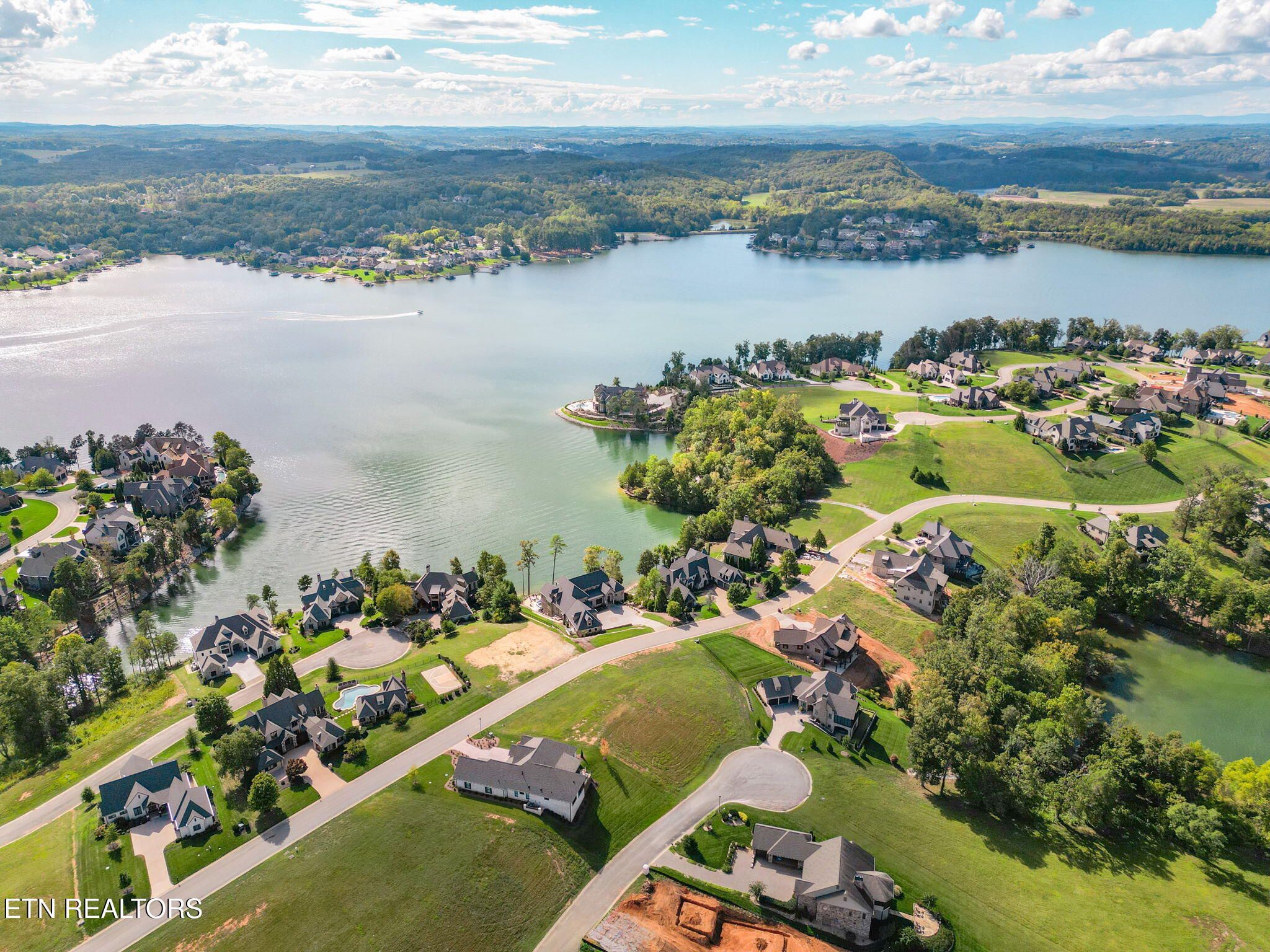 625 Cypress Pointe Drive Lenoir City TN 37772
