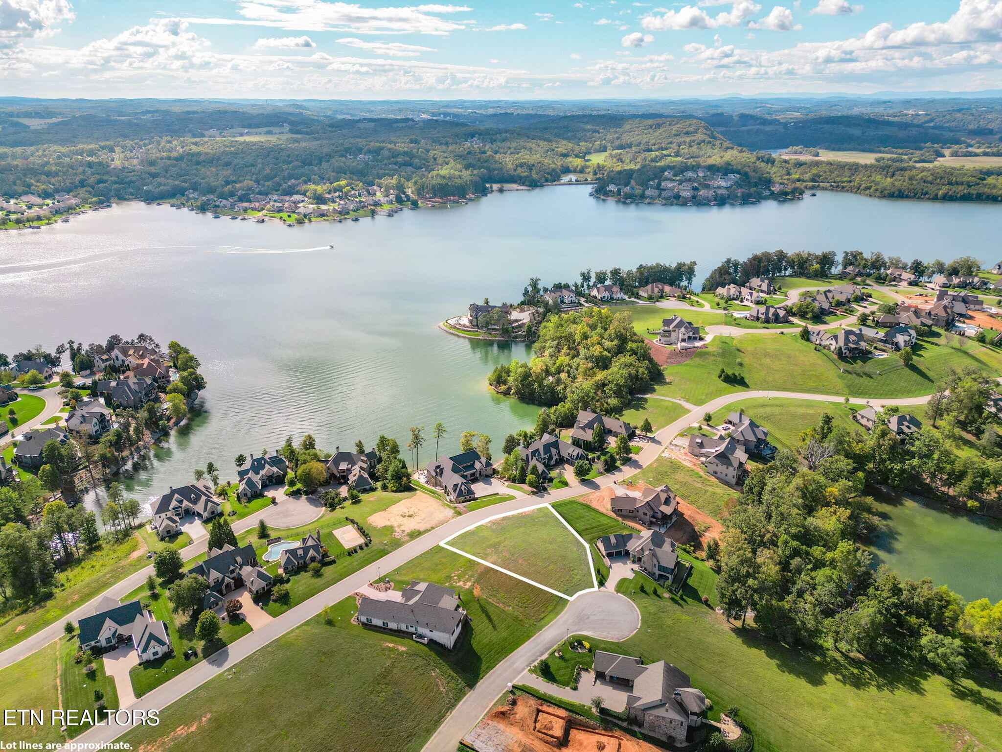 625 Cypress Pointe Drive Lenoir City TN 37772