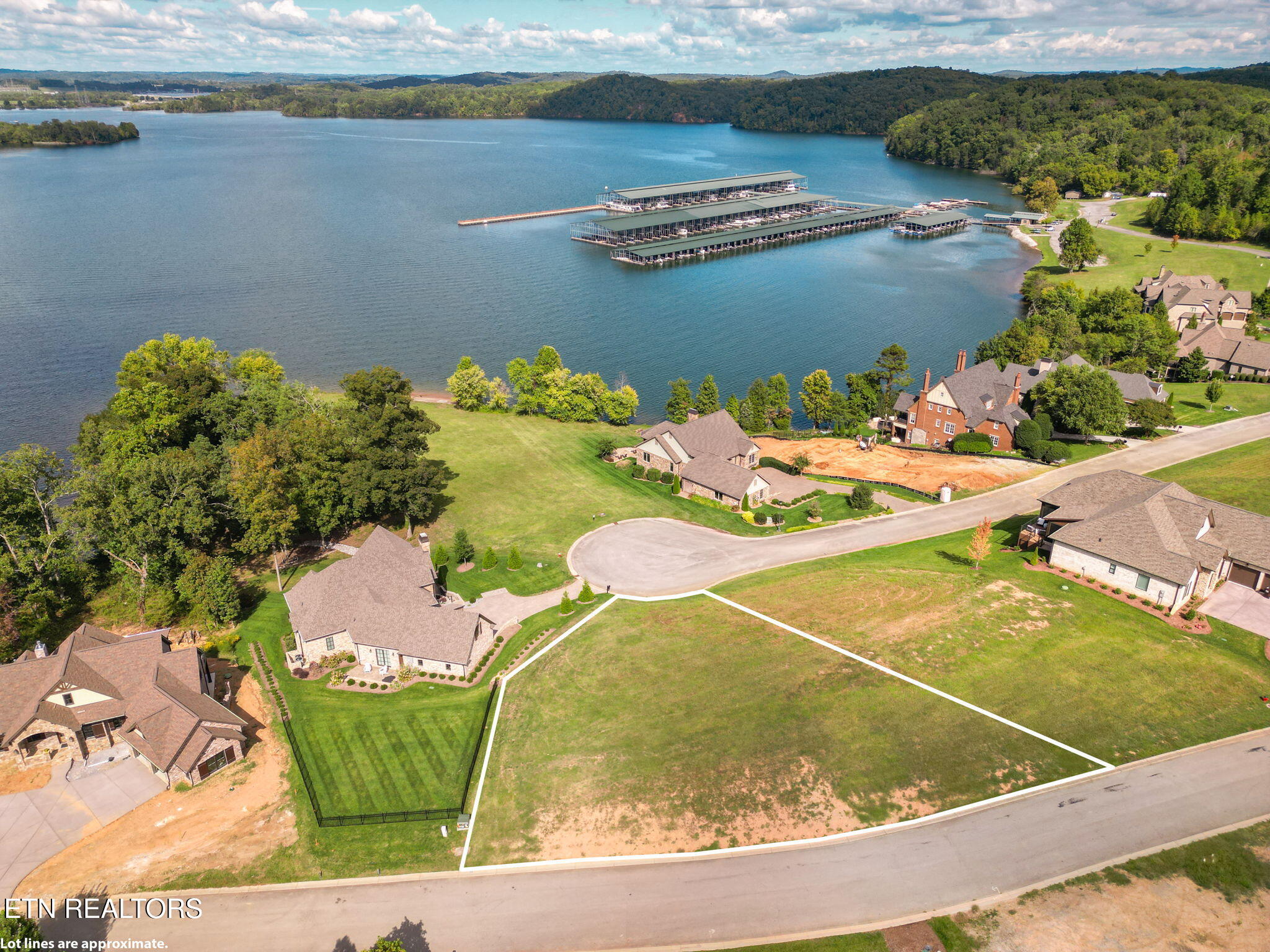625 Cypress Pointe Drive Lenoir City TN 37772