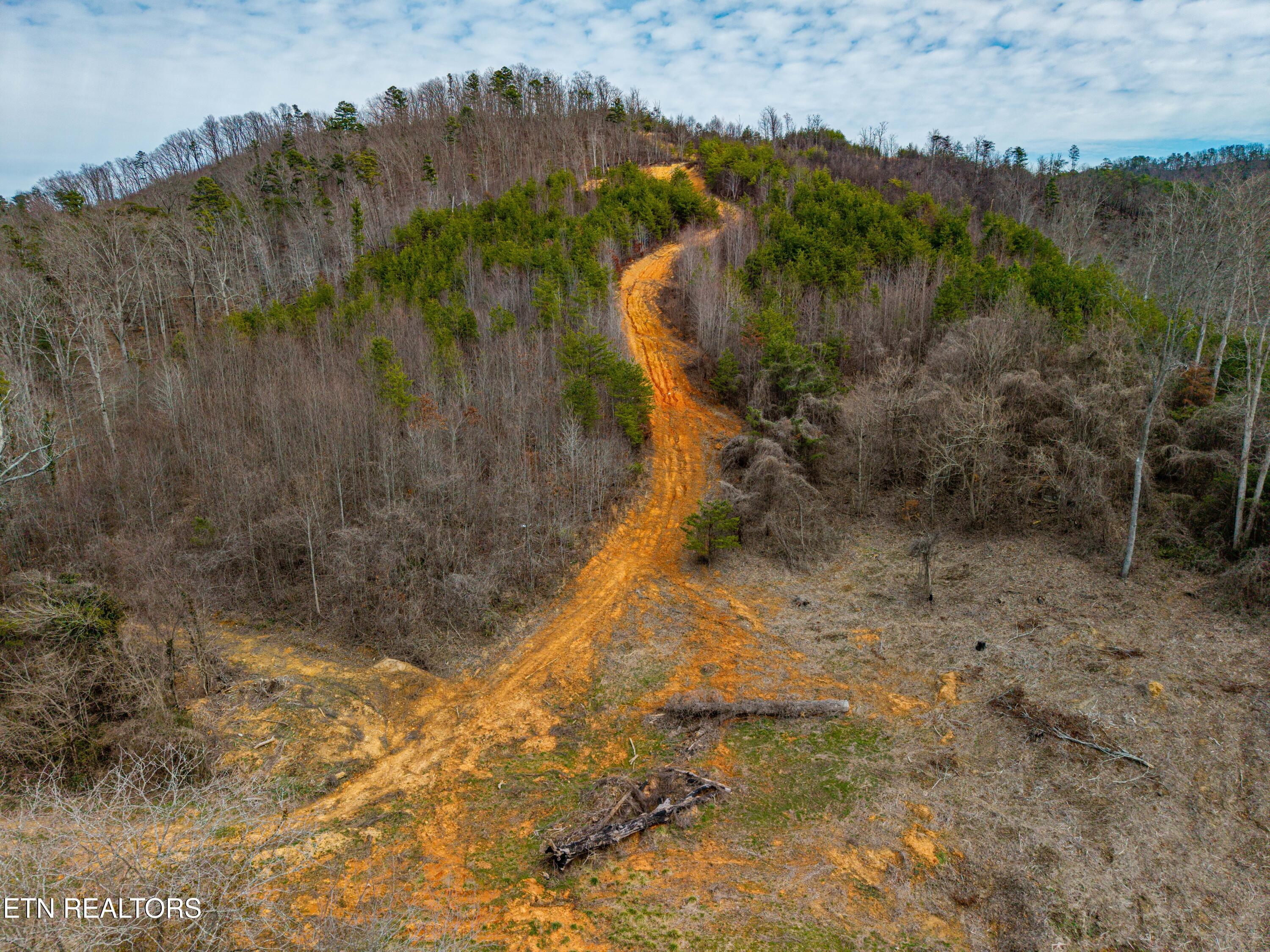 6915 Tn-360 Tellico Plains TN 37385