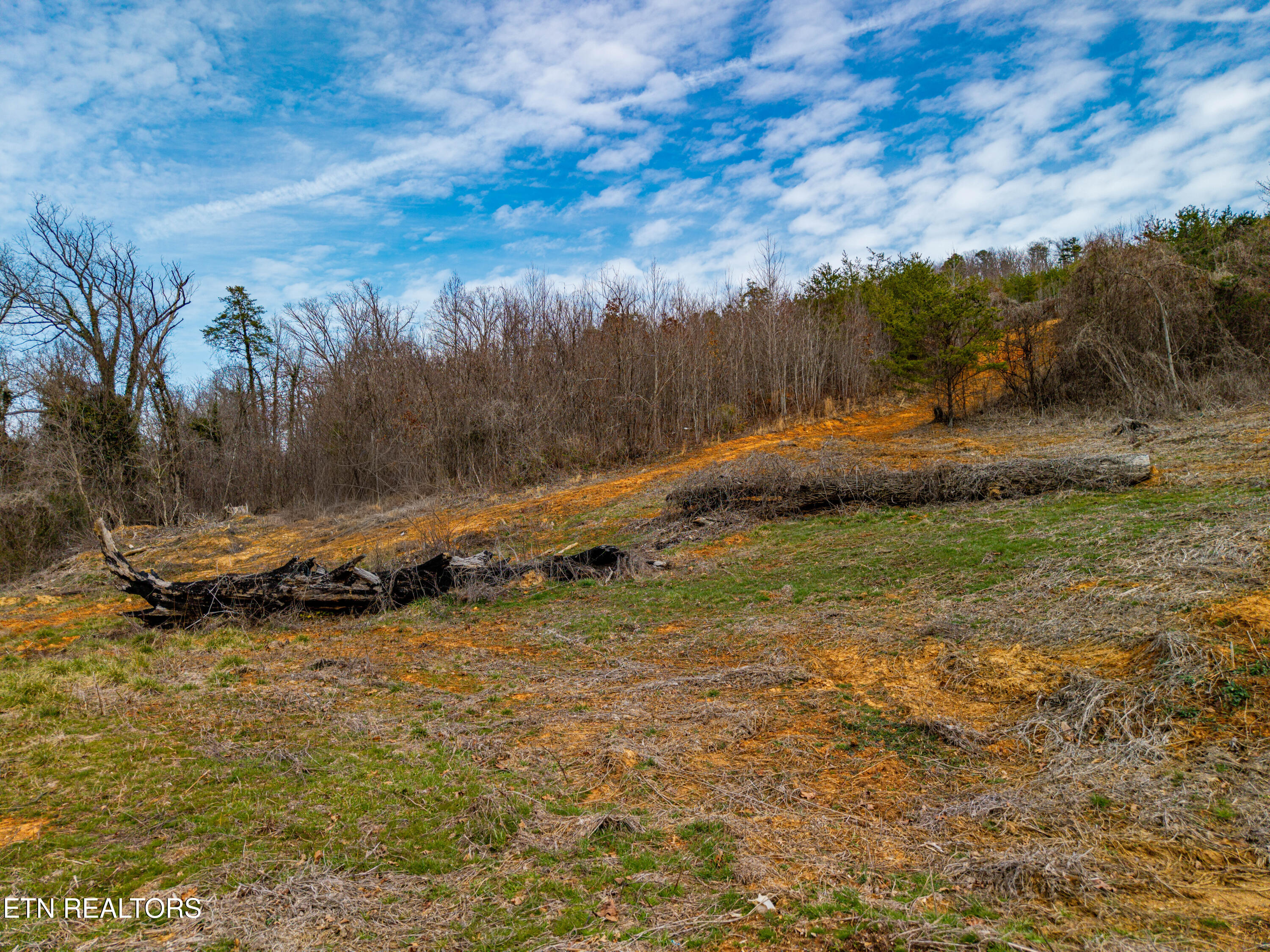 6915 Tn-360 Tellico Plains TN 37385