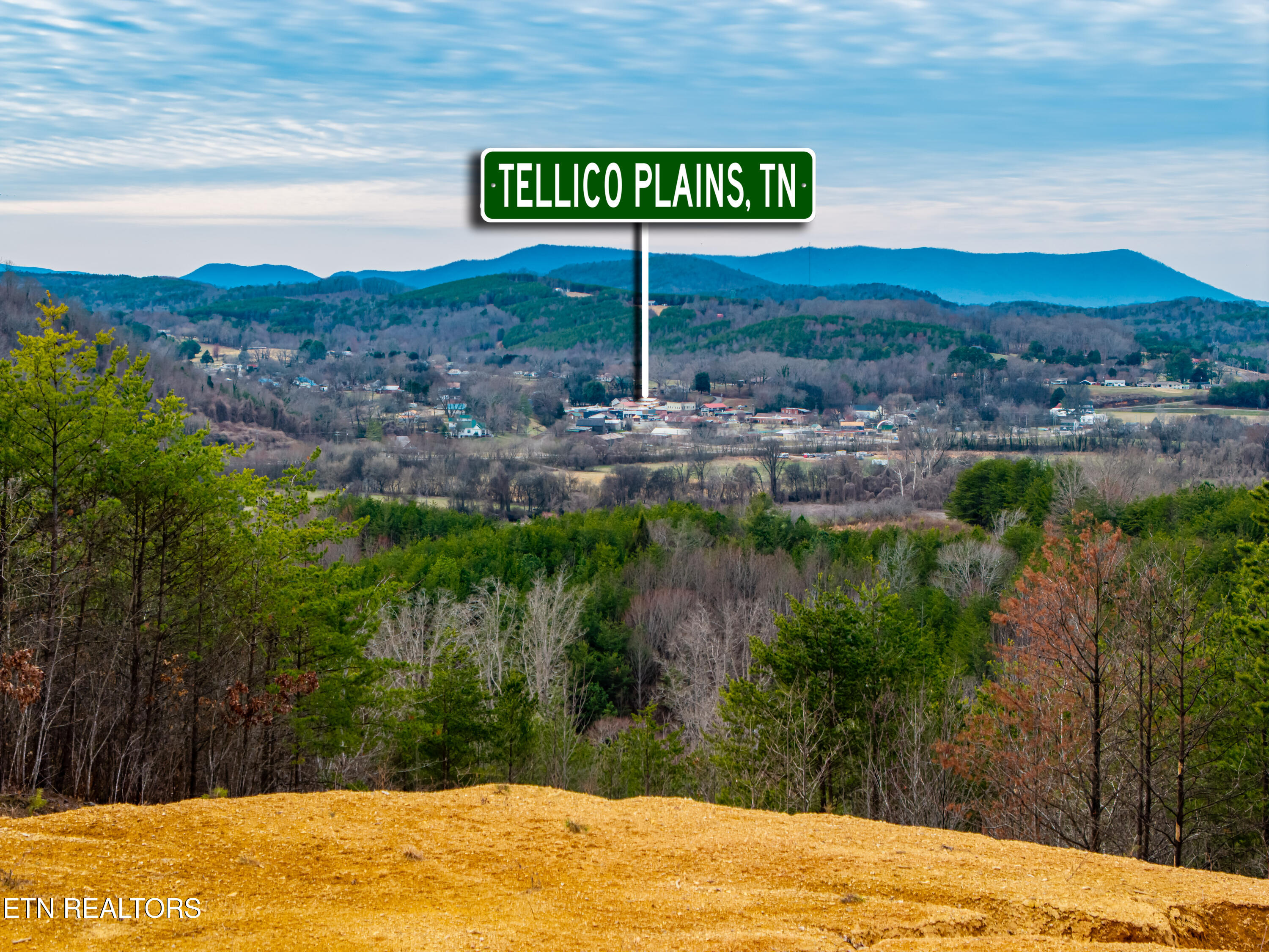 6915 Tn-360 Tellico Plains TN 37385