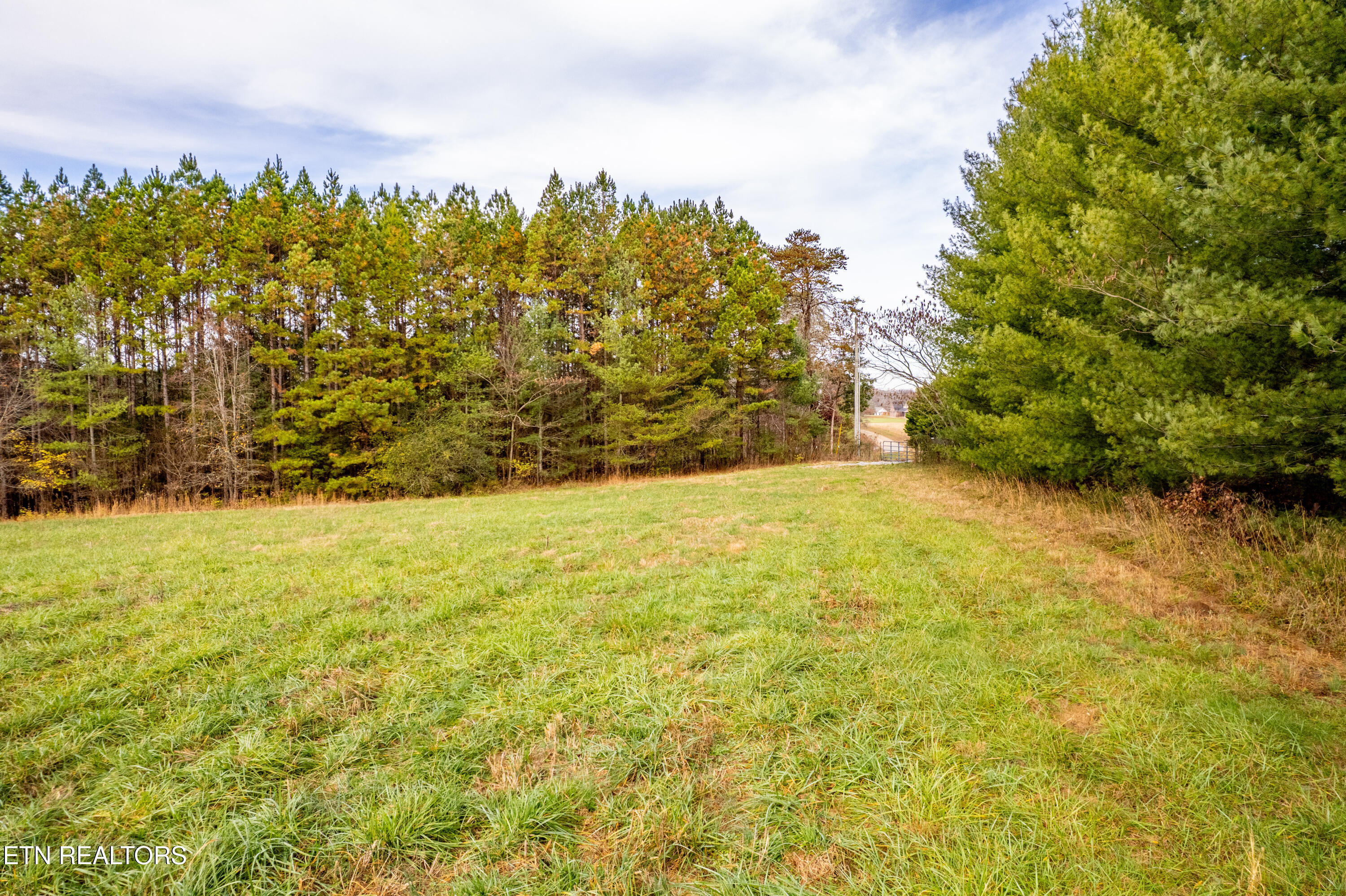 Windy J Farms Drive Louisville TN 37777