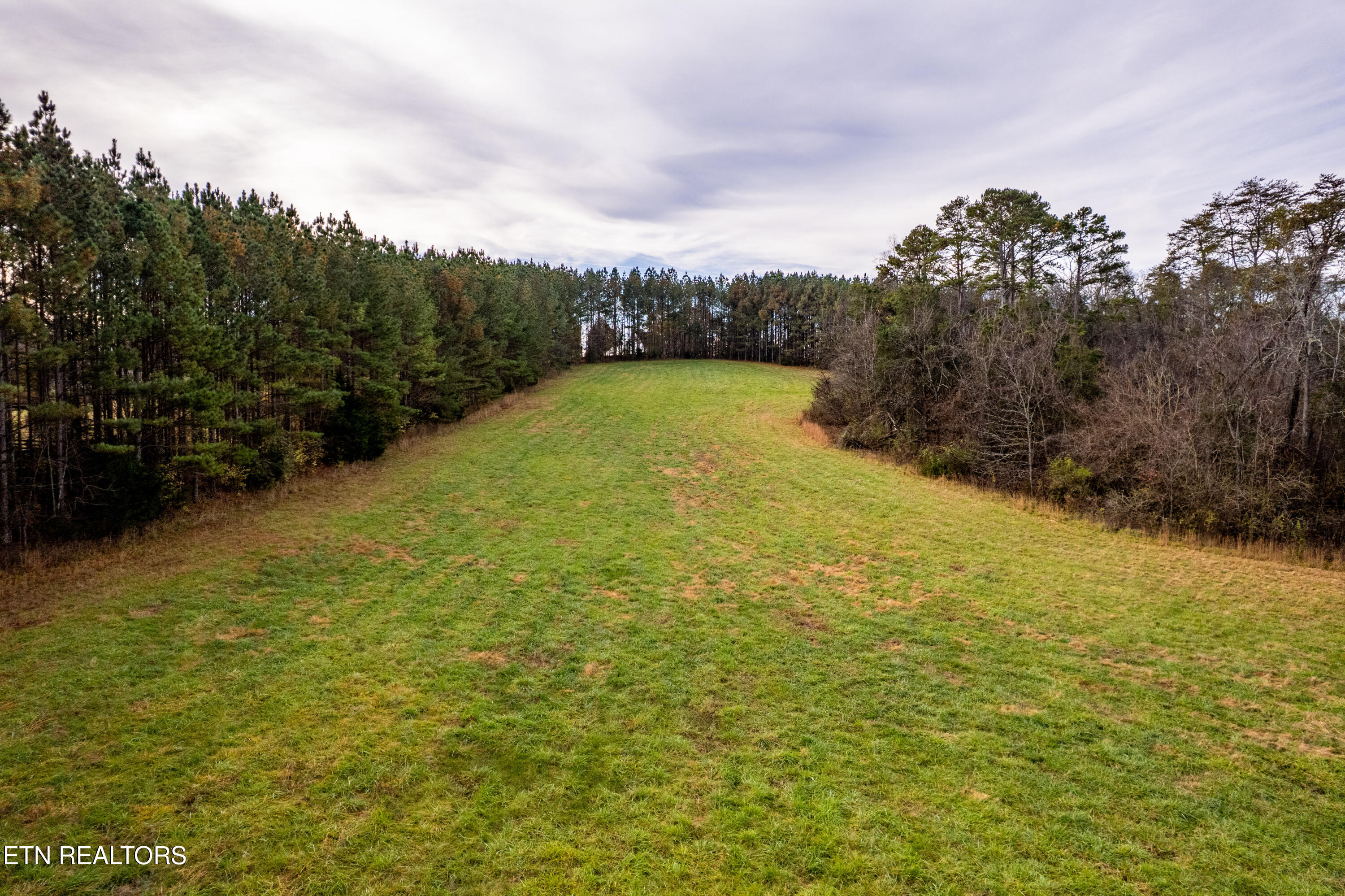 Windy J Farms Drive Louisville TN 37777