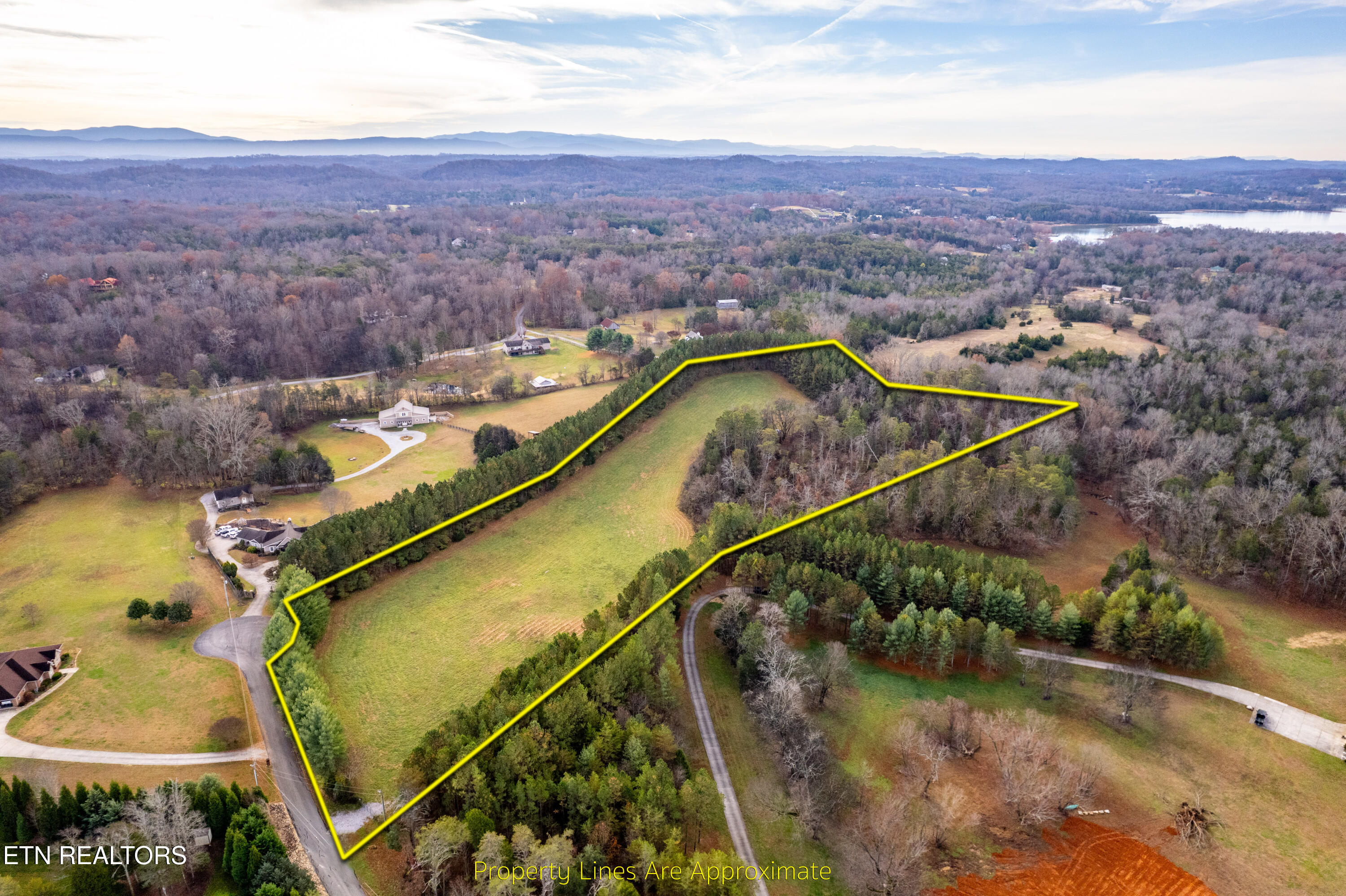 Windy J Farms Drive Louisville TN 37777