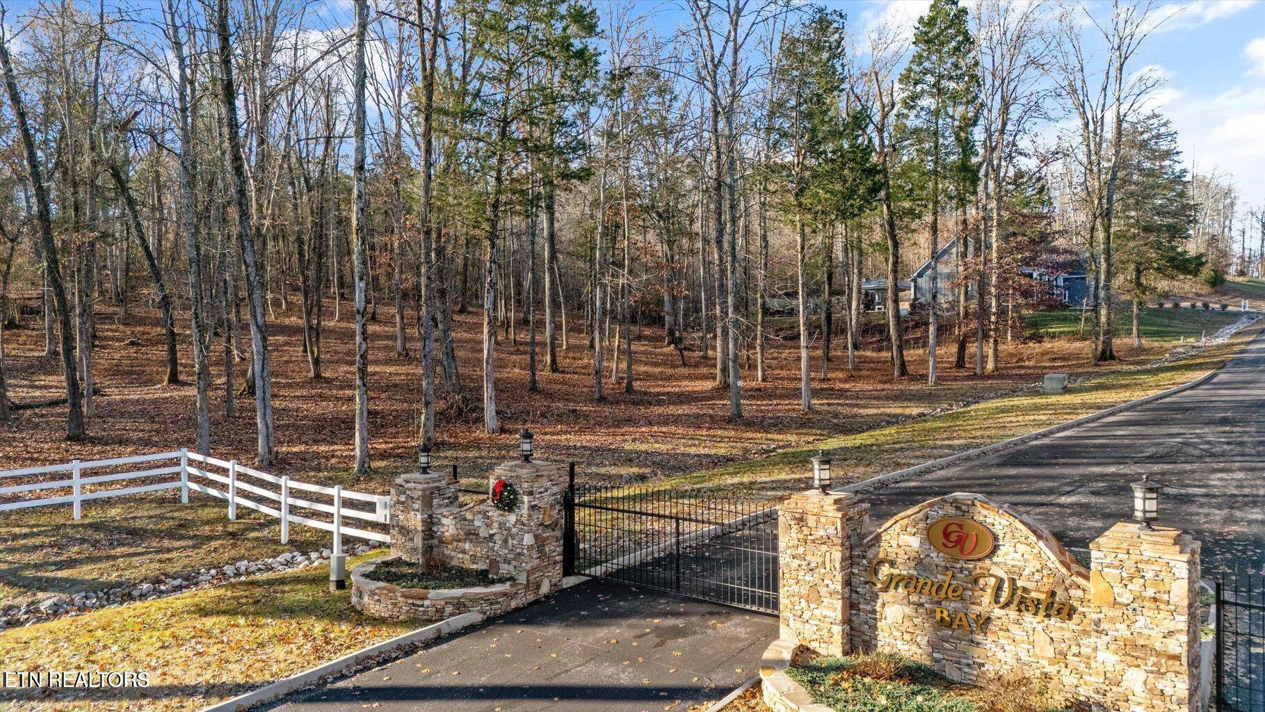 380 Walking Horse Trail Rockwood TN 37854