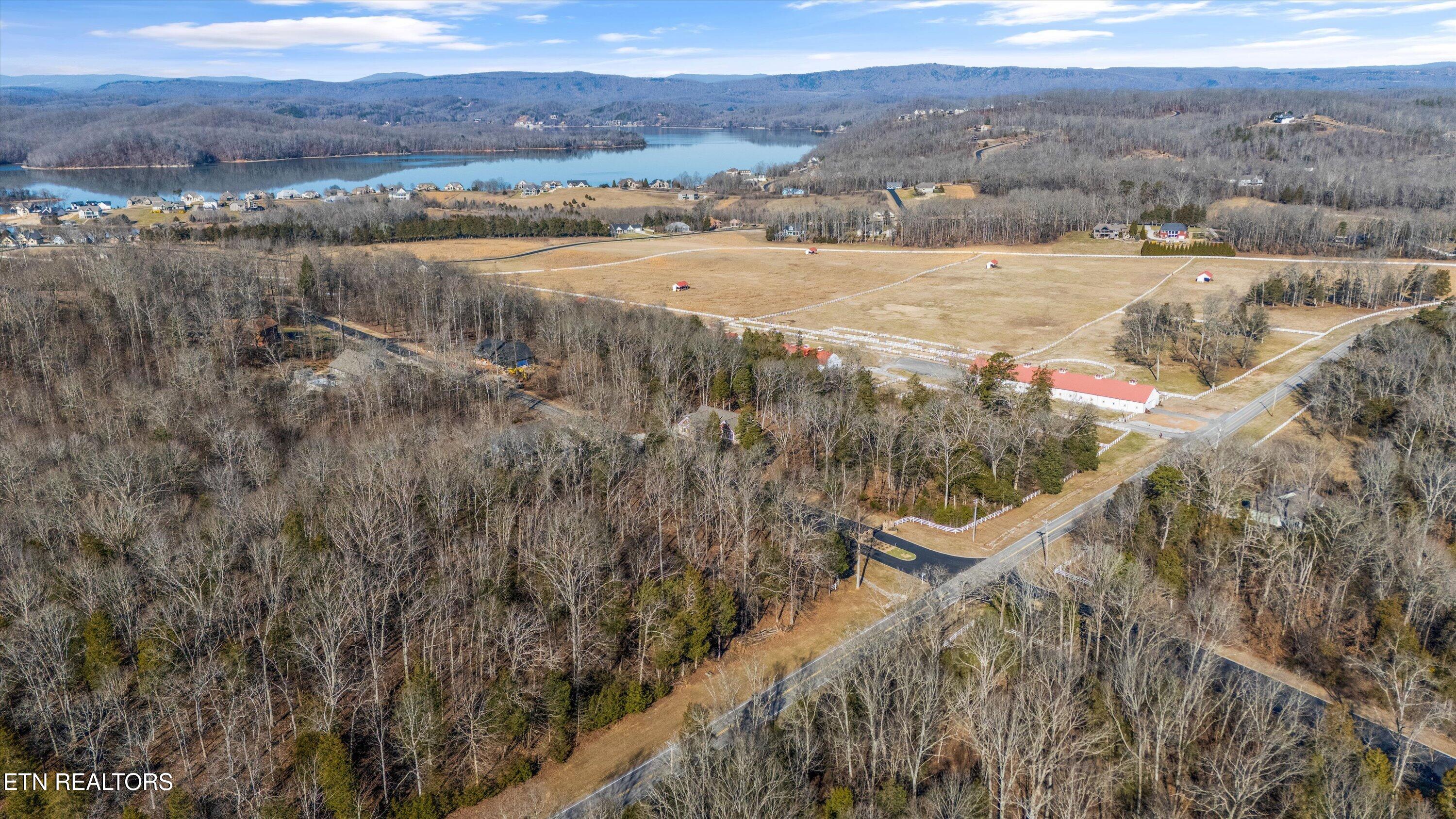 380 Walking Horse Trail Rockwood TN 37854