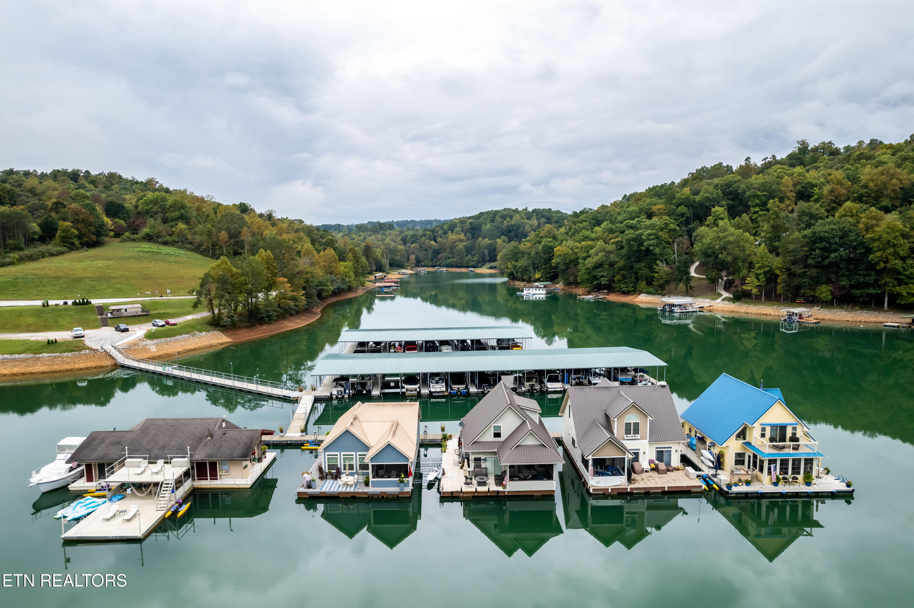 501 Cedar Gate Lane Lafollette TN 37766