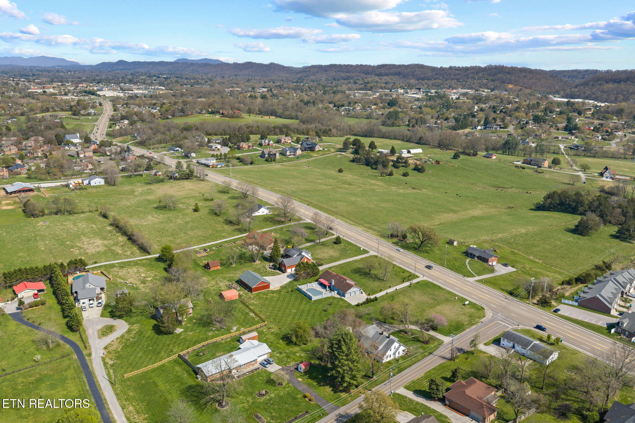 7402 Pelleaux Road Knoxville TN 37938