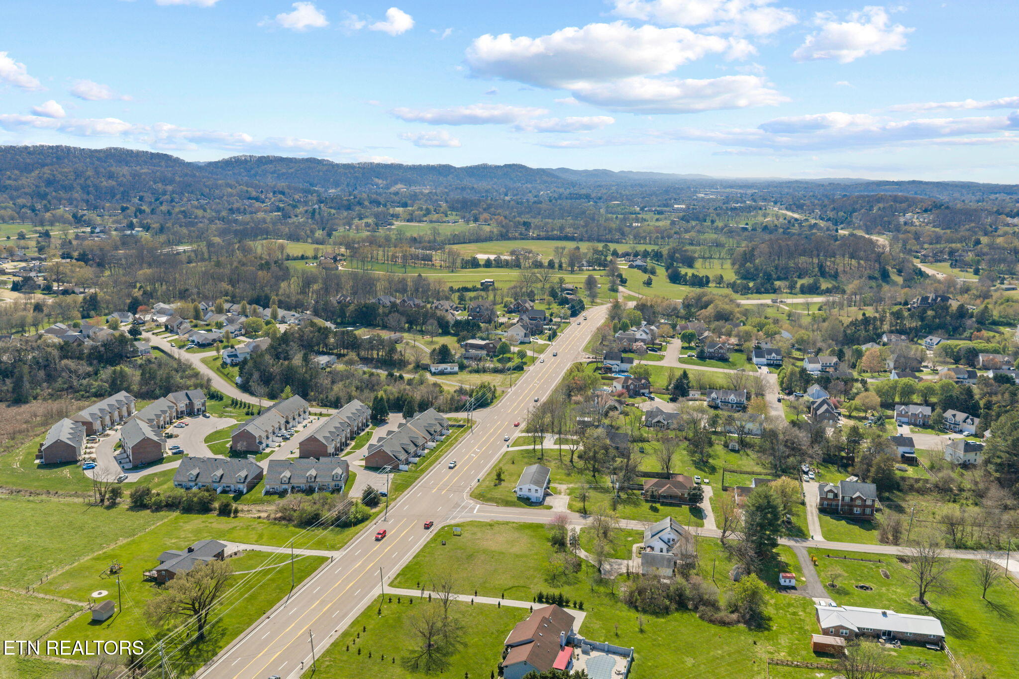 7402 Pelleaux Road Knoxville TN 37938