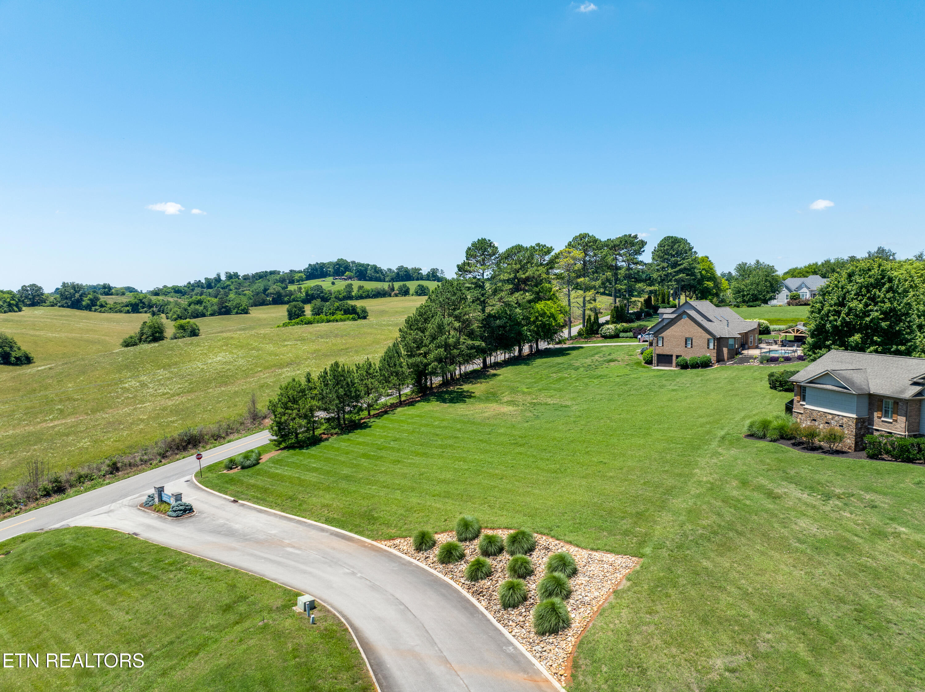 Lot 19 Logans Landing Circle Louisville TN 37777