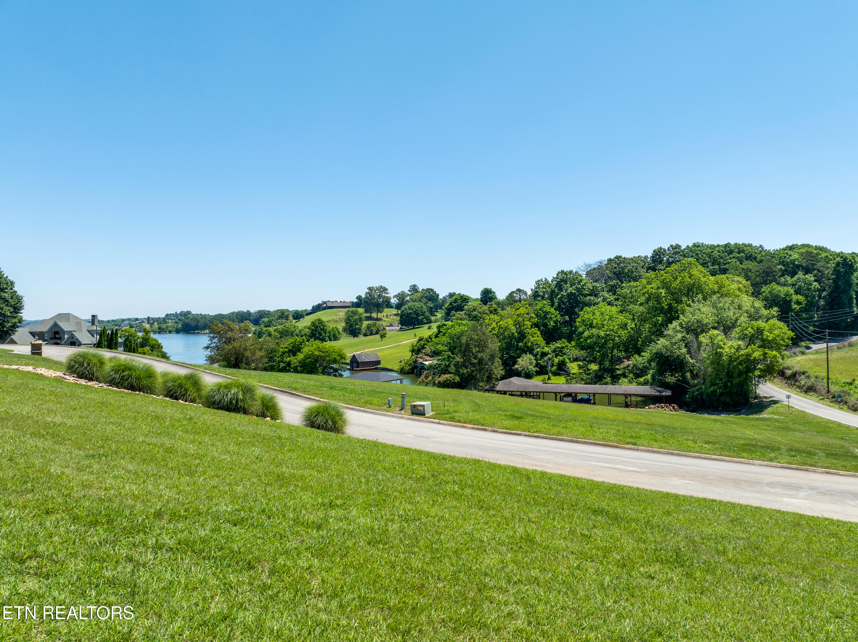 Lot 19 Logans Landing Circle Louisville TN 37777