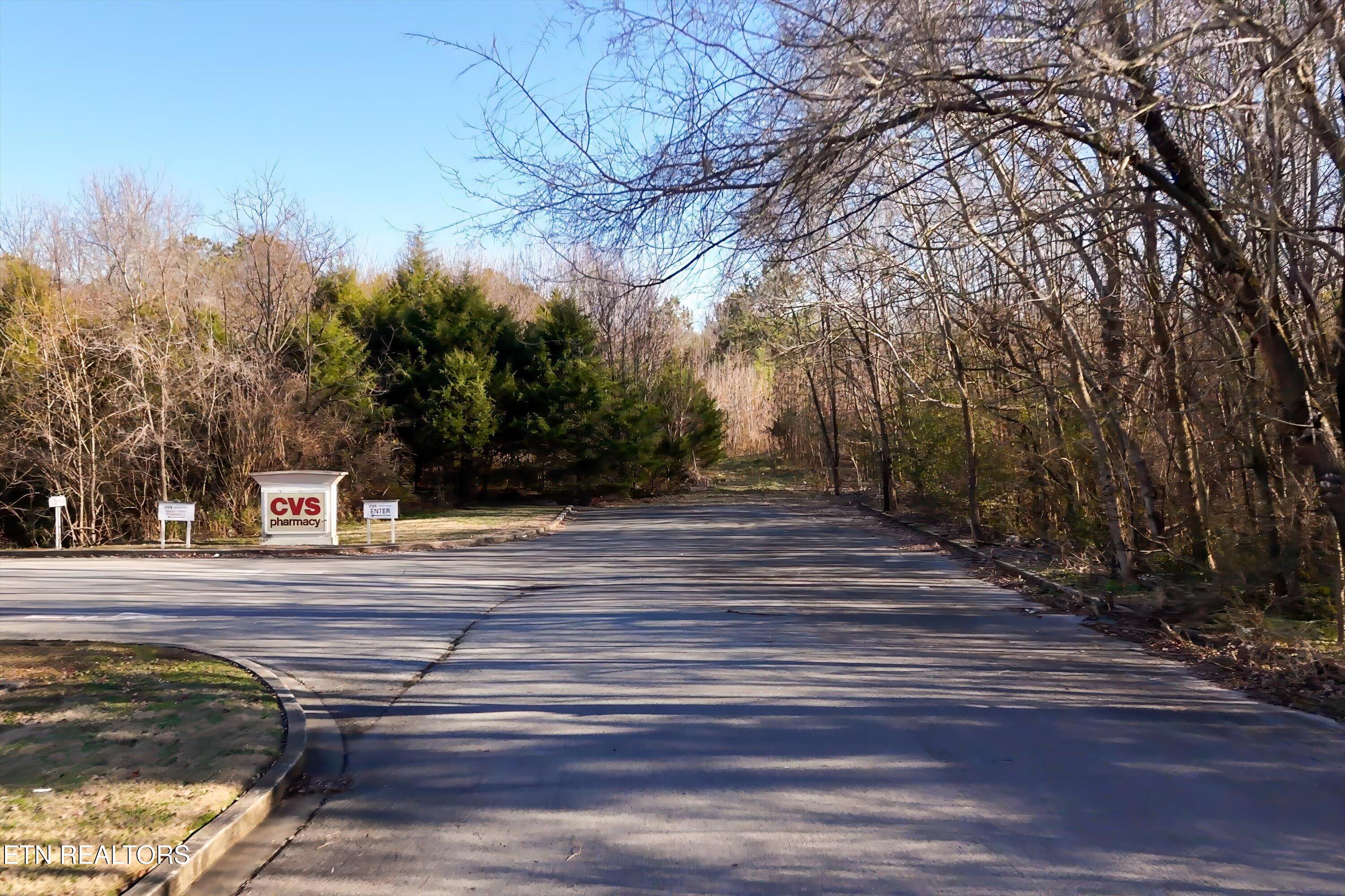 Highway 411 Madisonville TN 37354