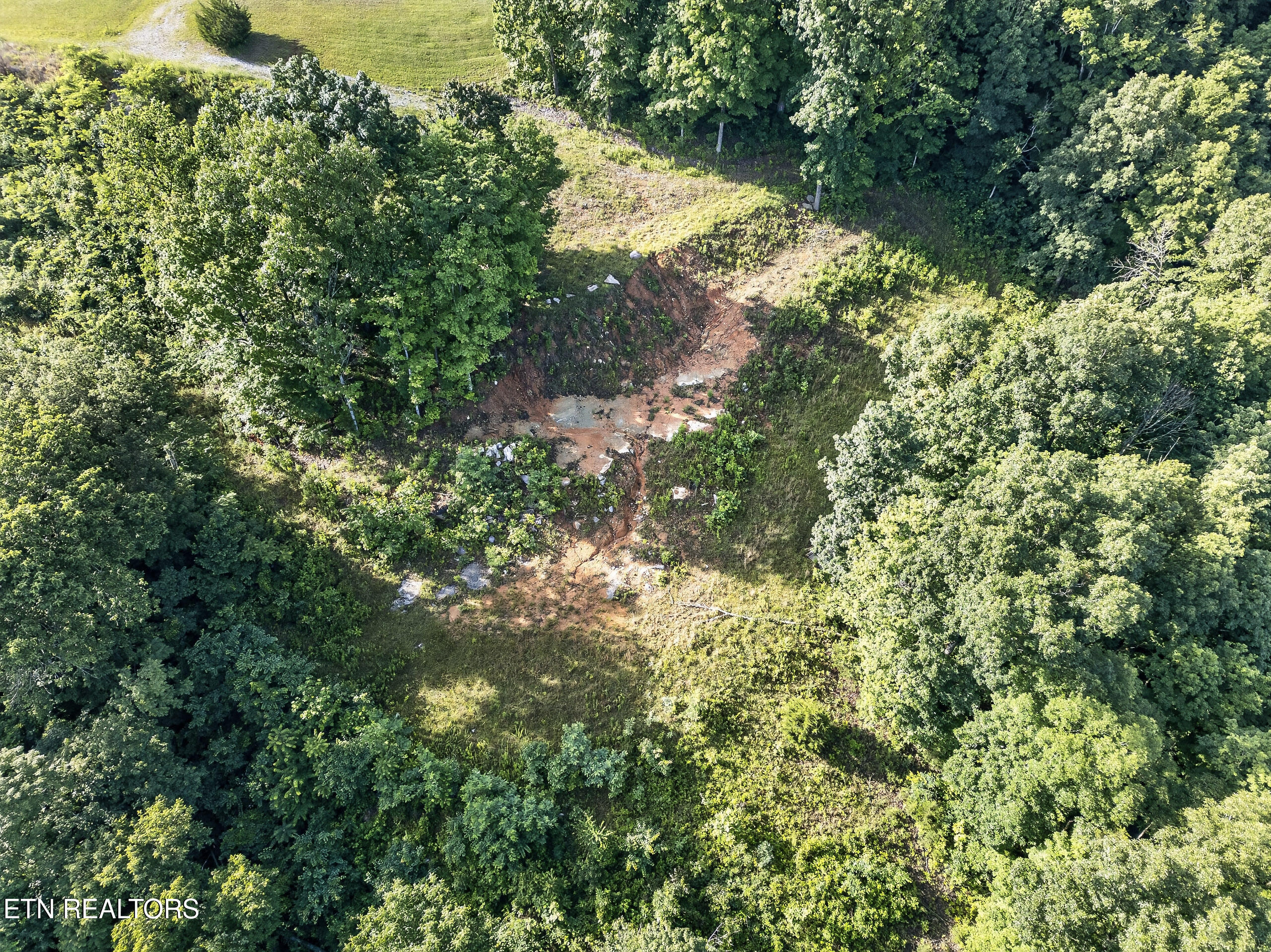 2.26 Ac Hidden Cove Lane Allons TN 38541